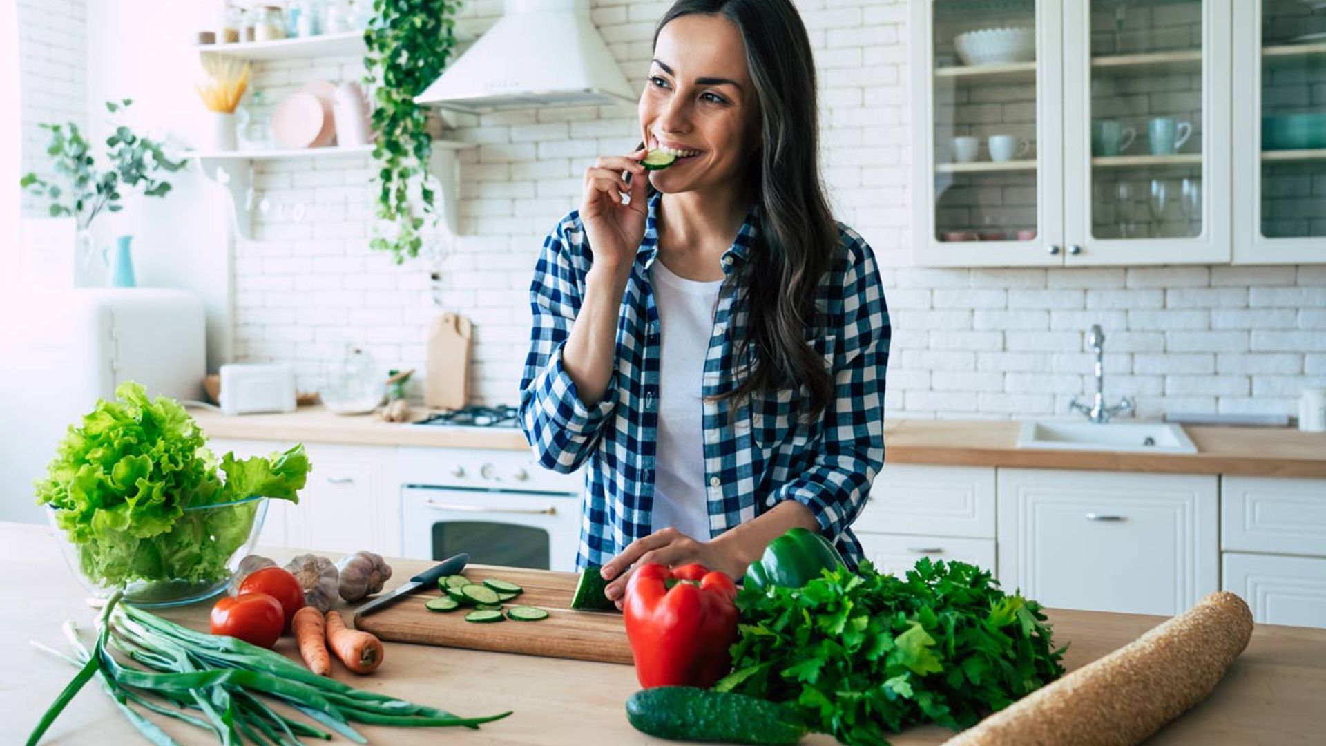 ¿Cuáles son las 10 verduras y hortalizas que más te ayudan si quieres perder peso?