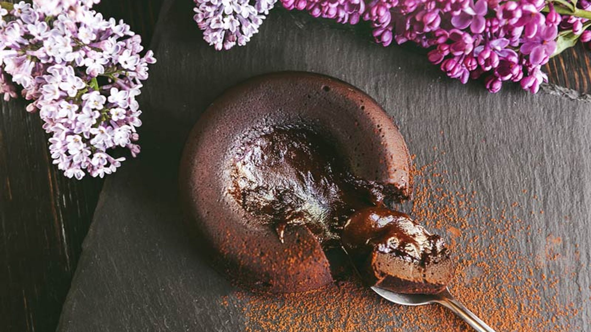 Bizcocho 'fondant' de chocolate