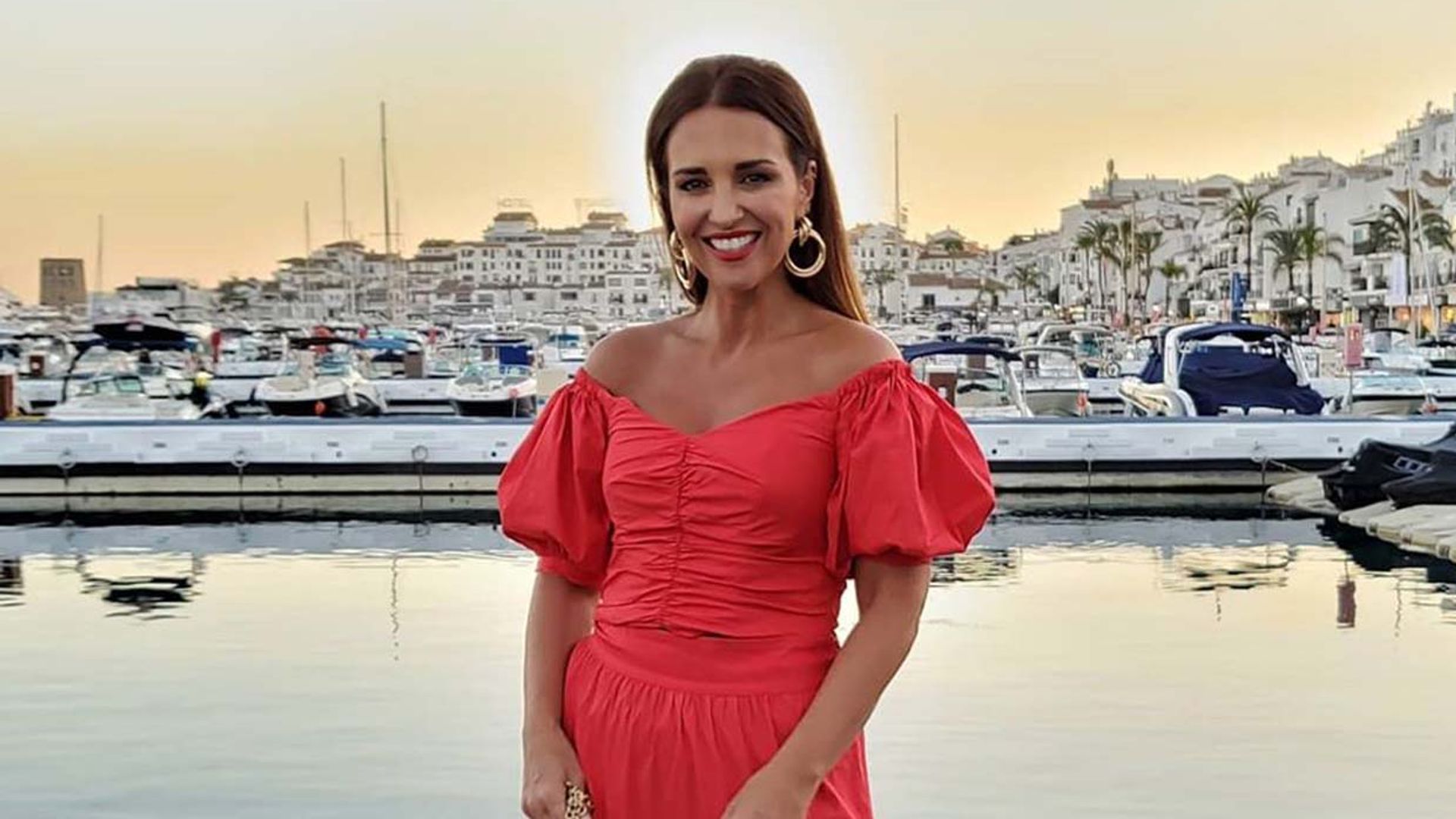 Paula Echevarría encuentra la manera de llevar el estampado 'tie dye' a su vertiente más sofisticada