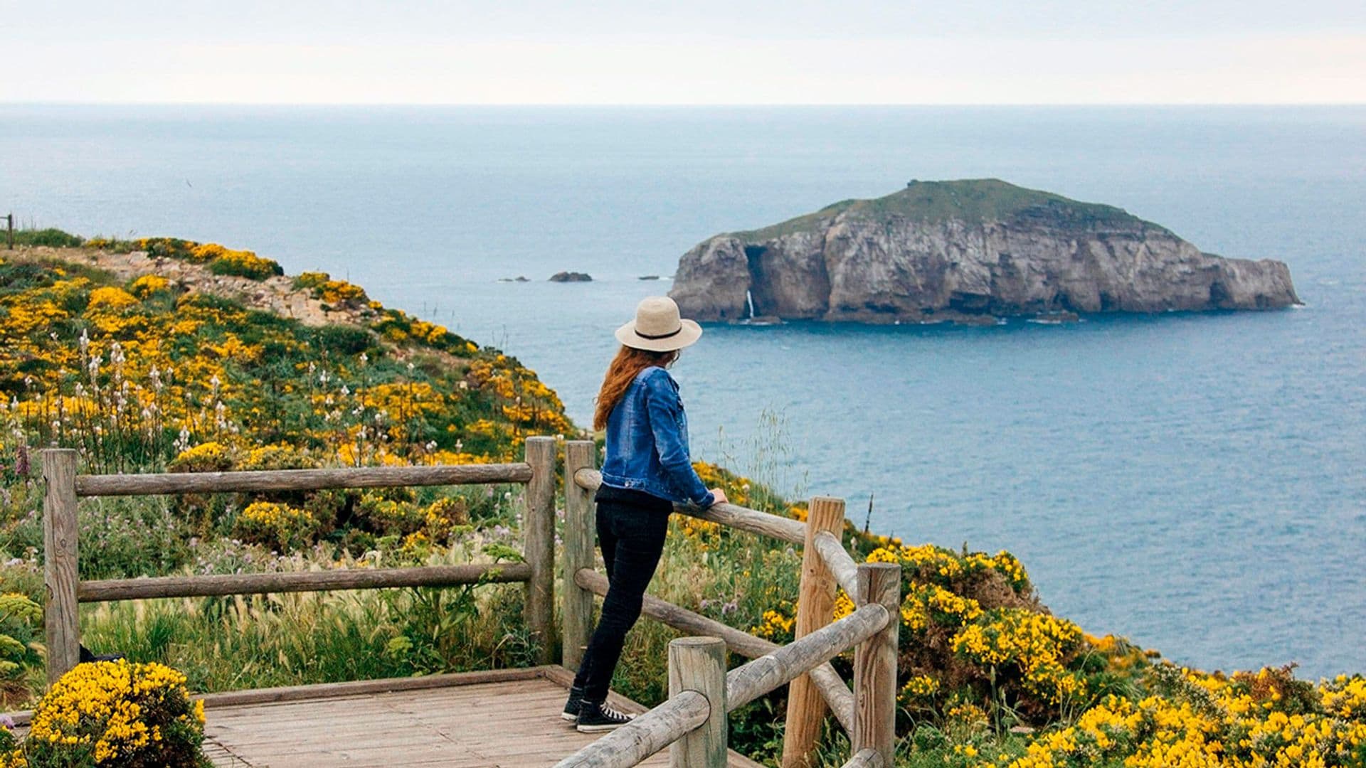 Cabo de Peñas, el balcón con vistas al mar más al norte de España