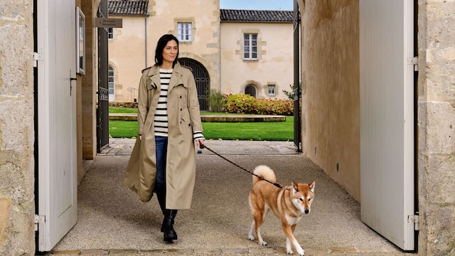 Améli Huyhn en su castillo
