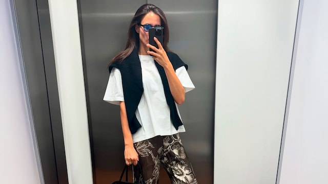 Alex Riviere con camiseta blanca