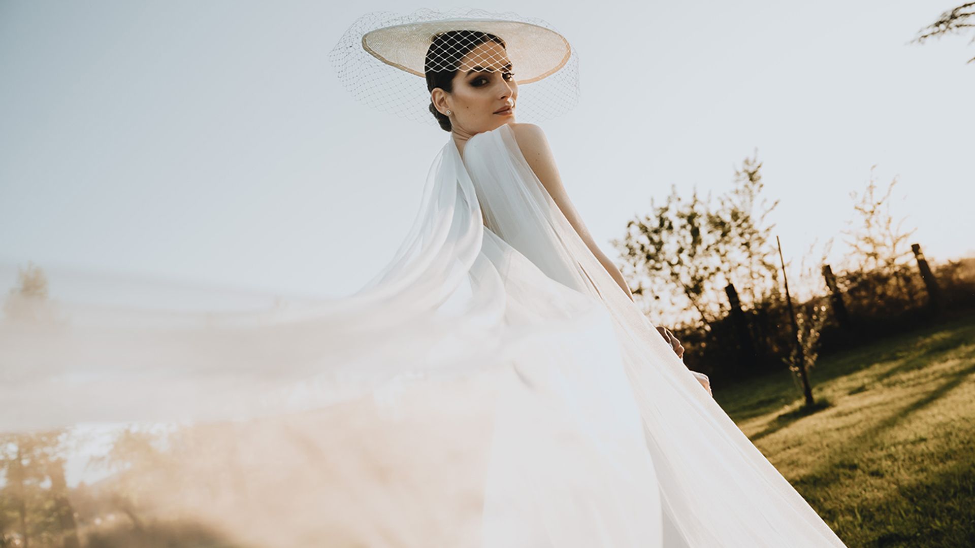 Sofía, la novia y modelo chilena de los dos vestidos, la pamela y la boda al estilo 'royal'