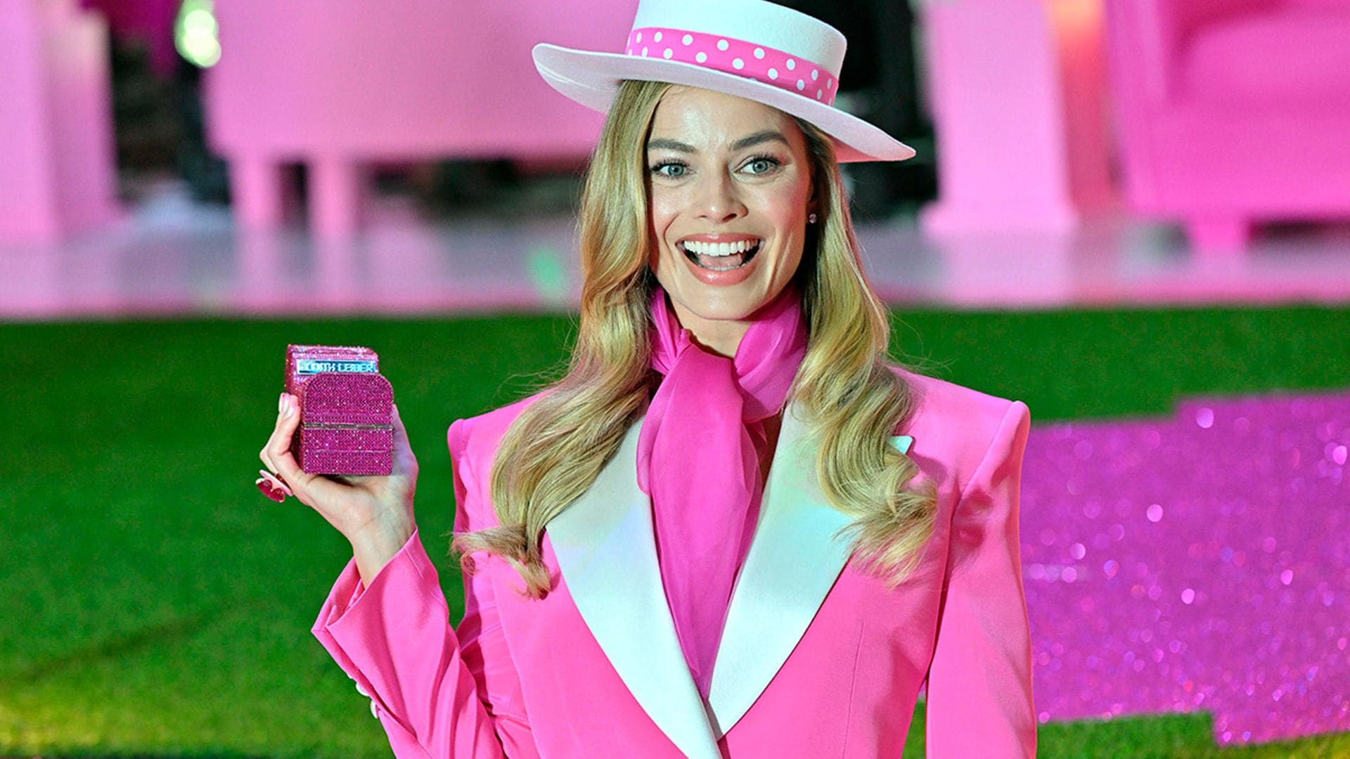 Analizamos el éxito tras los looks 'Barbie' de Margot Robbie: de diseños 'vintage' a vestidos personalizados