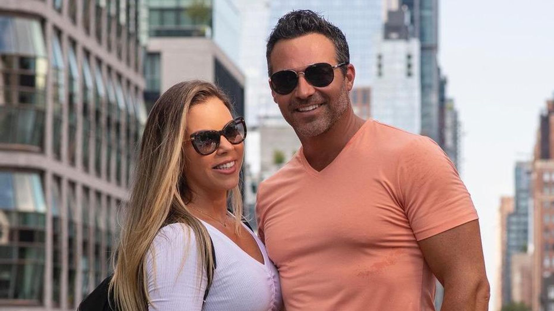 Ximena Duque y Jay Adkins se van de viaje al primer hotel acuático