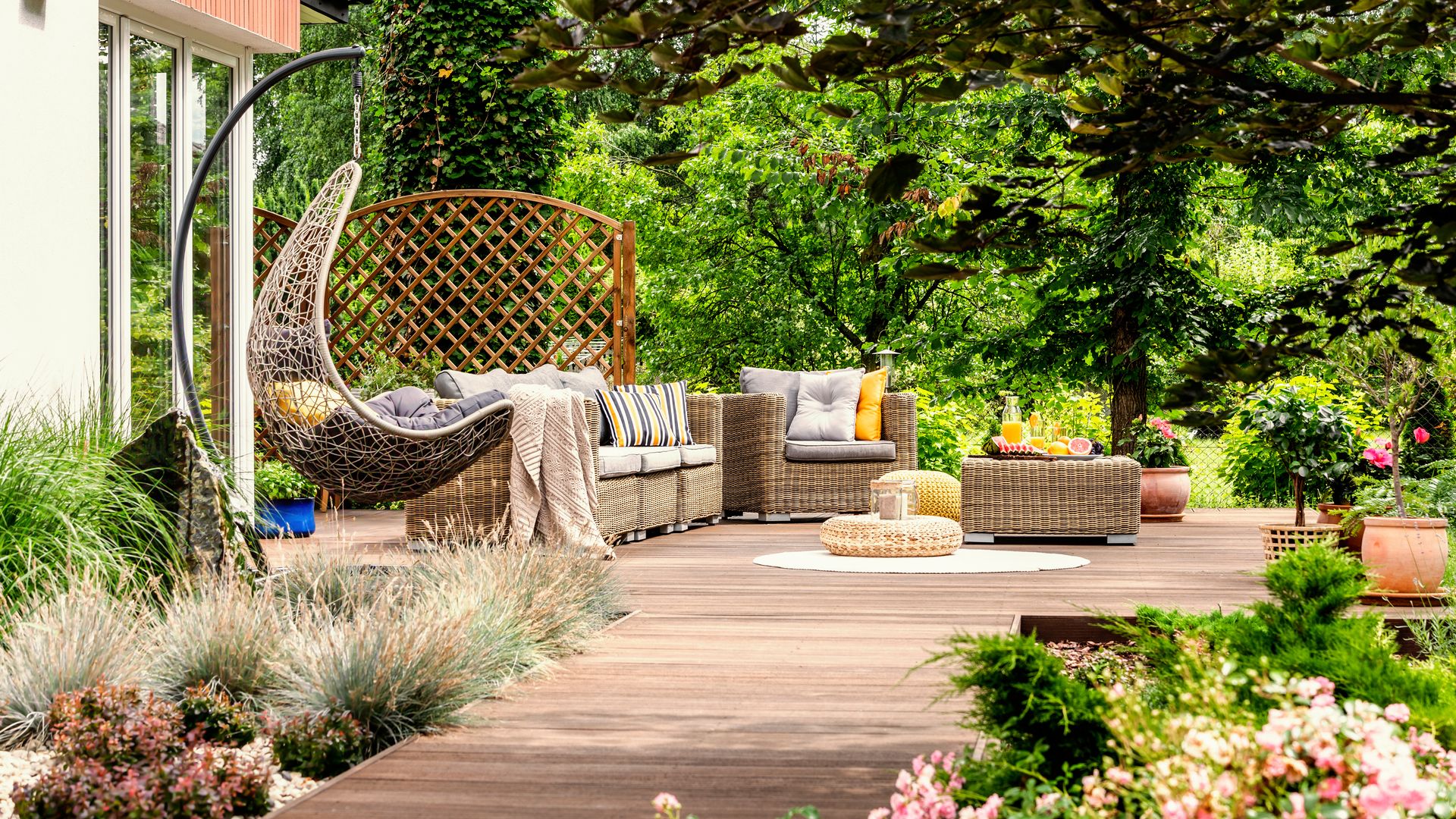 Las 10 plantas que mejor soportan el calor y son ideales para un jardín florido en verano