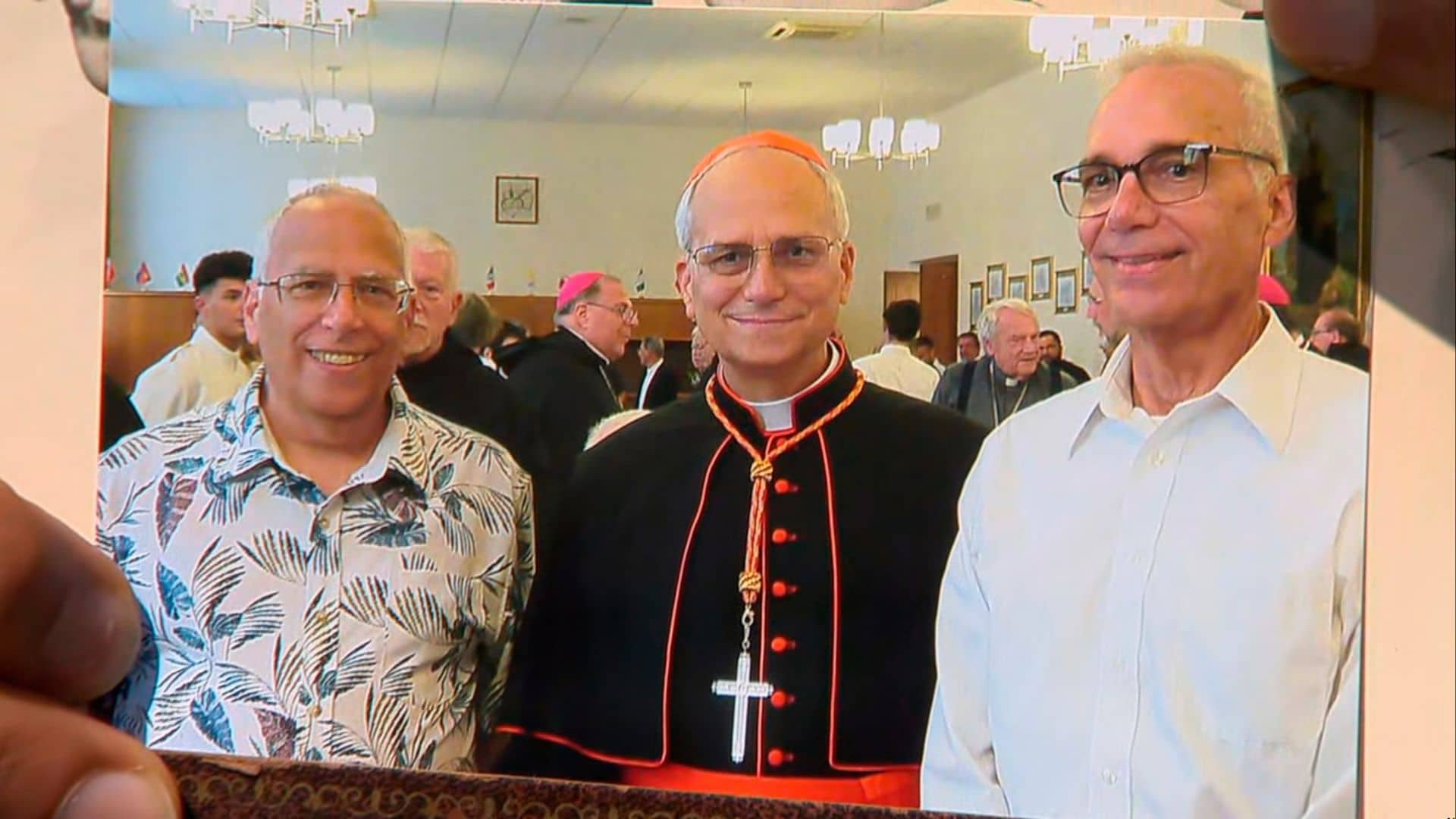 ​​Los hermanos del Papa abren su álbum familiar y revelan detalles desconocidos de su vida