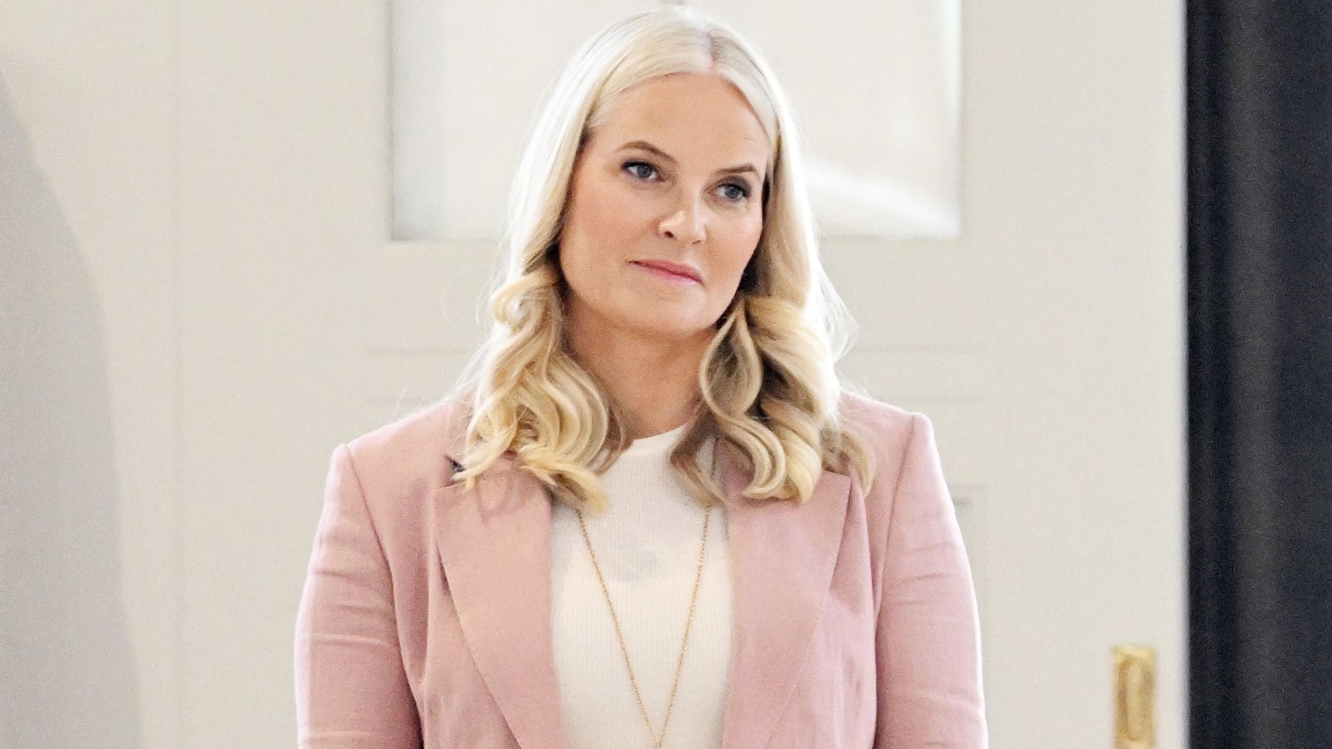 La princesa heredera Mette-Marit de Noruega en un evento en Oslo en junio de 2025.