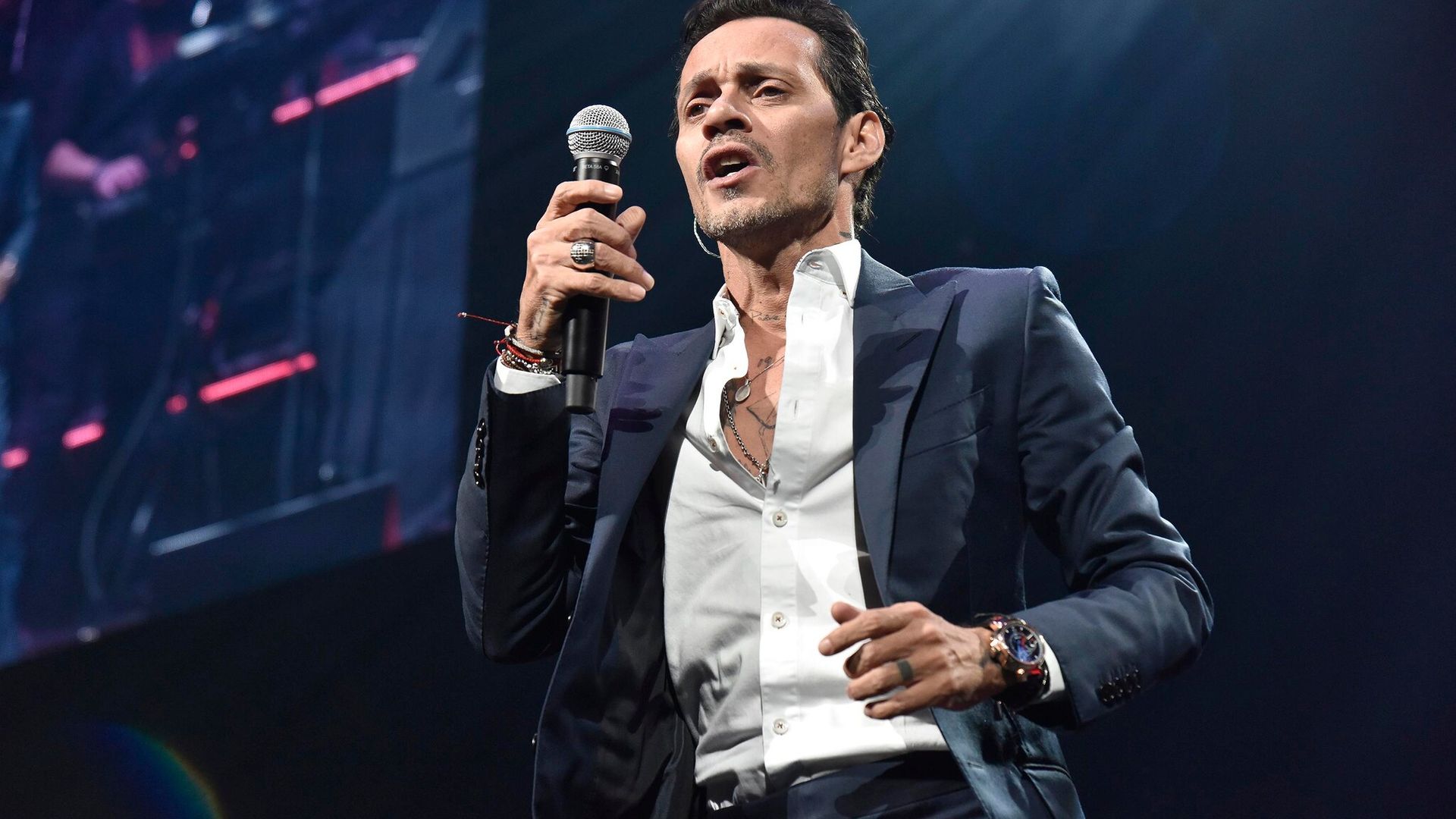 Marc Anthony tiene un nuevo amor de ojos verdes y de nombre Gigi