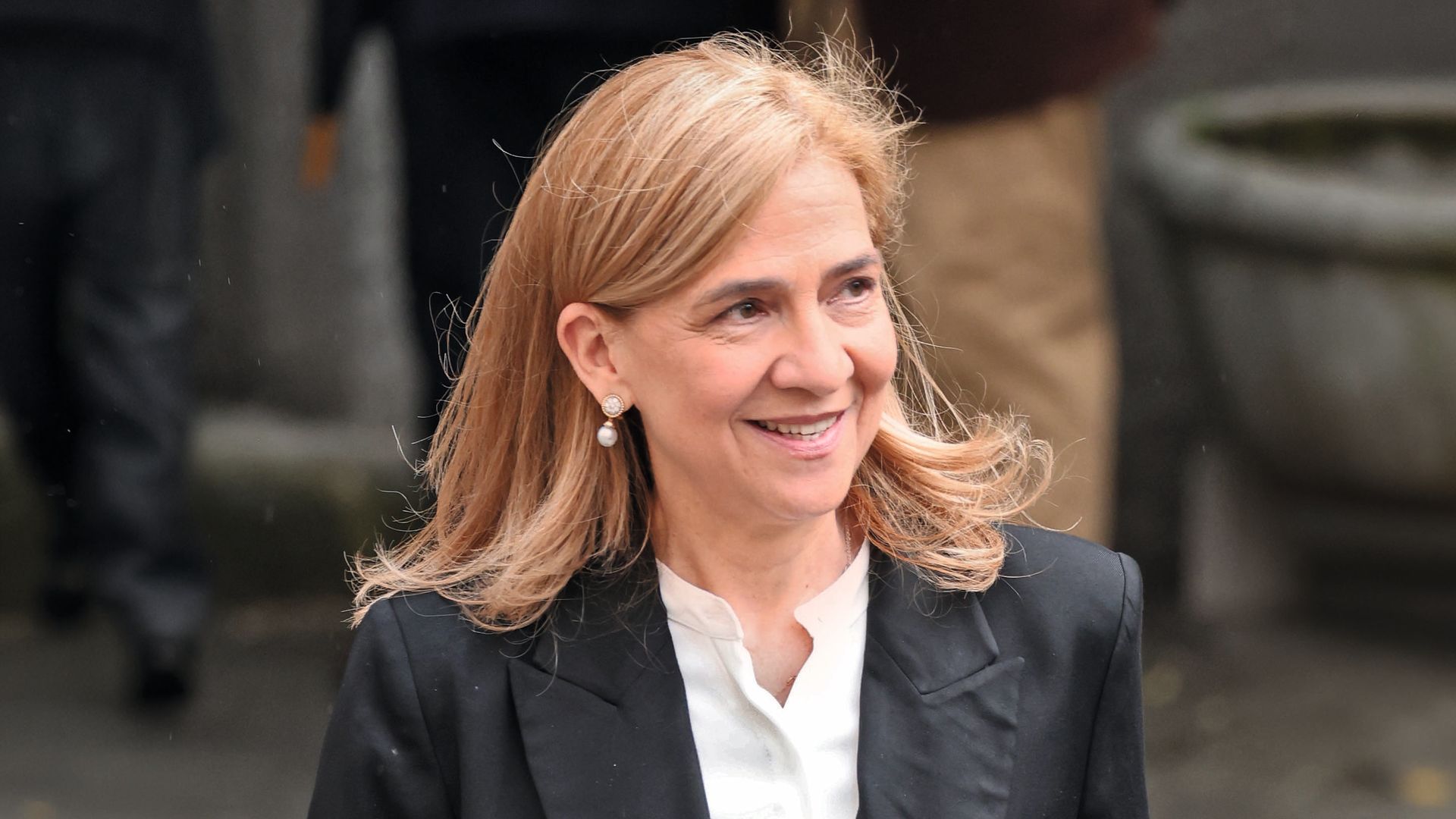 La infanta Cristina cumple 61 años y pasa página: deja su trabajo en Ginebra y se instala definitivamente en Barcelona