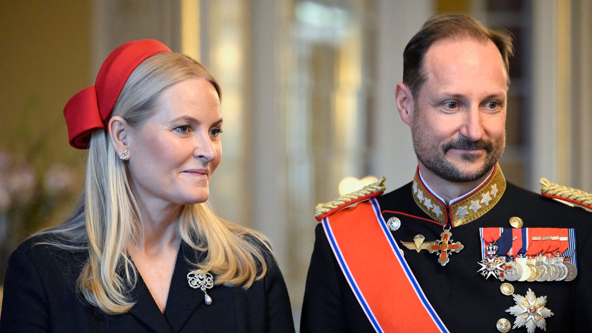 Mette-Marit de Noruega reaparece con el broche de la hermana del rey Harald que dijo: "Espero morir antes del día en que la princesa se convierta en reina"