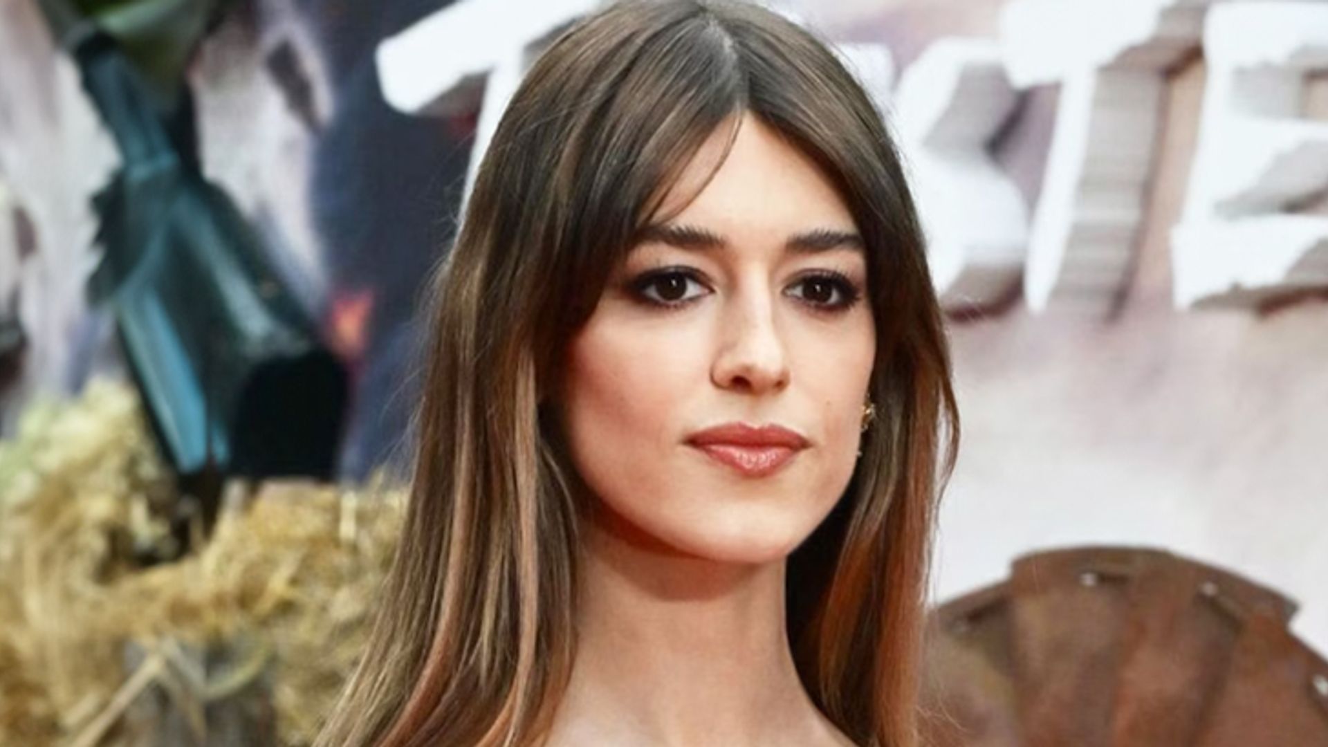 Daisy Edgar-Jones, la actriz con un curioso parecido a Dakota Johnson que está revolucionando las redes y la moda