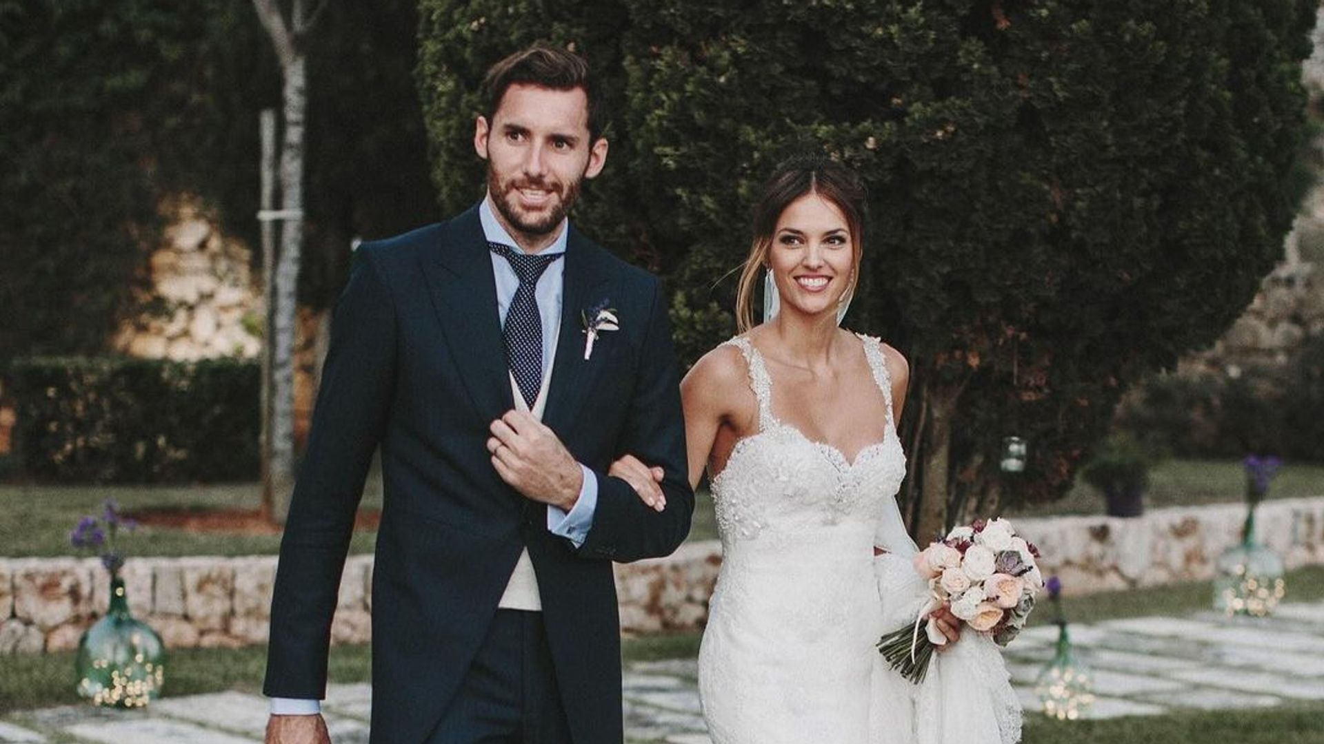 Los mensajes de amor de Helen Lindes y Rudy Fernández al recordar su boda: 'No sé que haría sin ti'