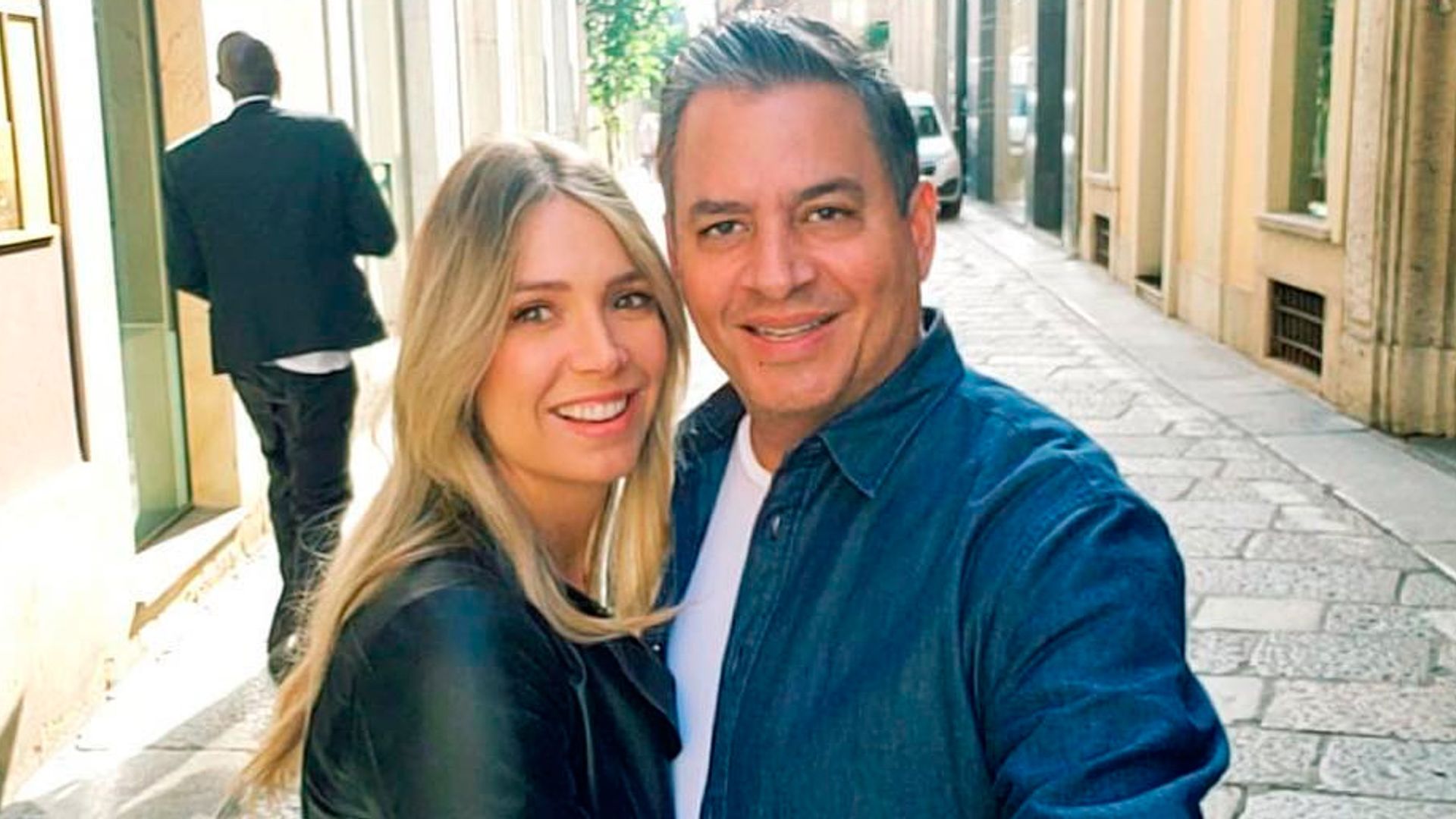 Así luce Alessandra Villegas, la novia de Daniel Sarcos, en la última semana de su embarazo
