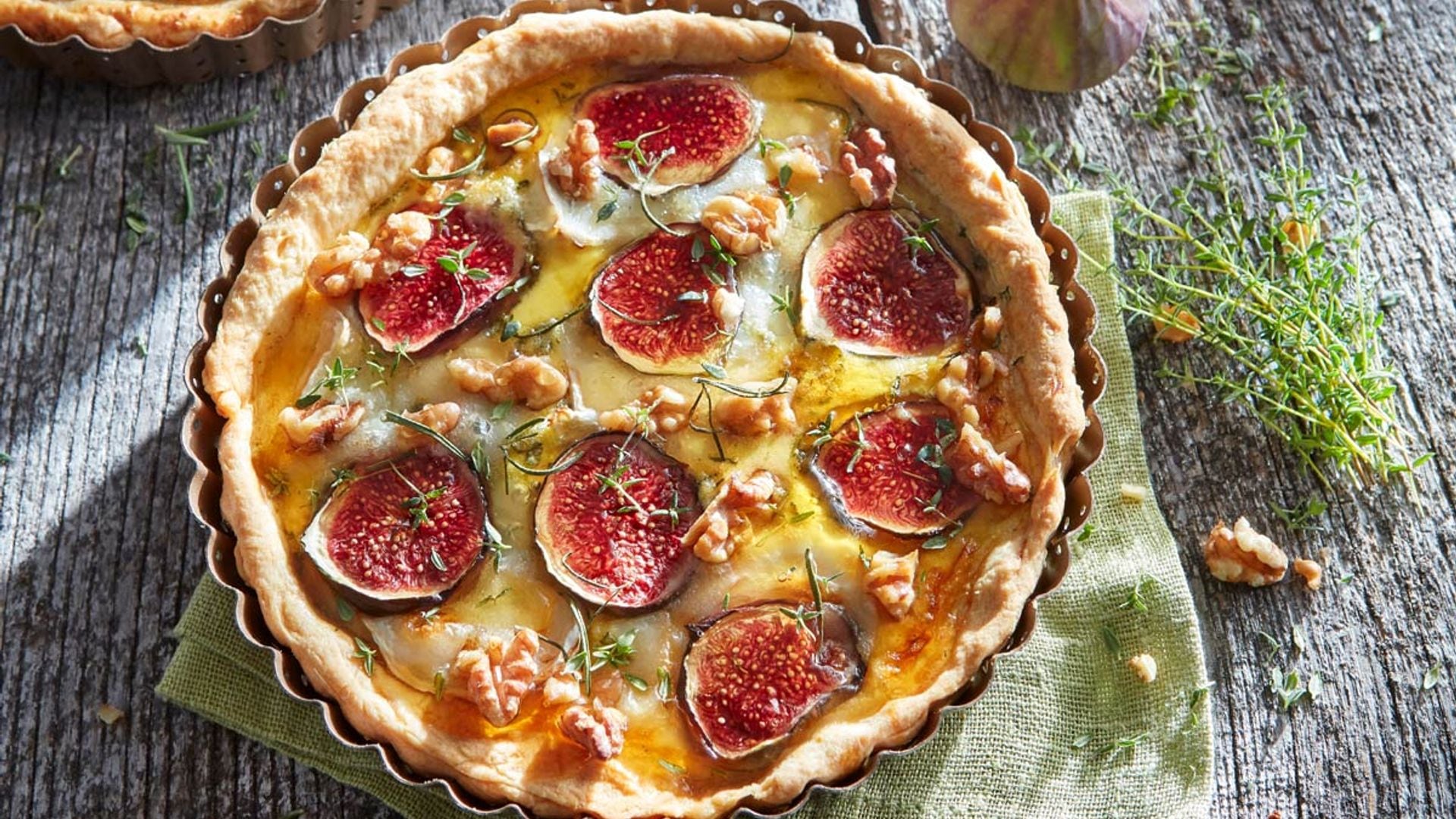 Quiche de brevas con queso y nueces