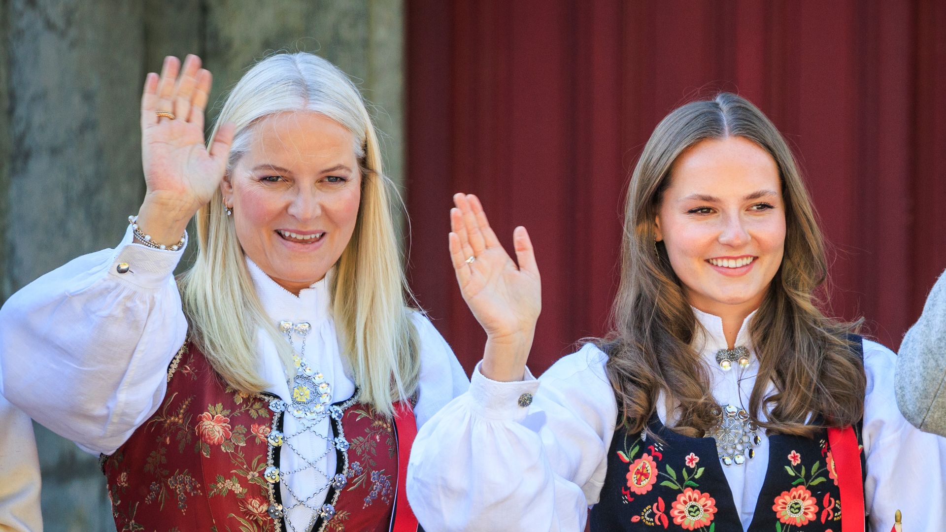 Mette-Marit vuelve a ausentarse tras reunirse con Ingrid: aumenta la inquietud por su ausencia en la gran cita real en Suecia