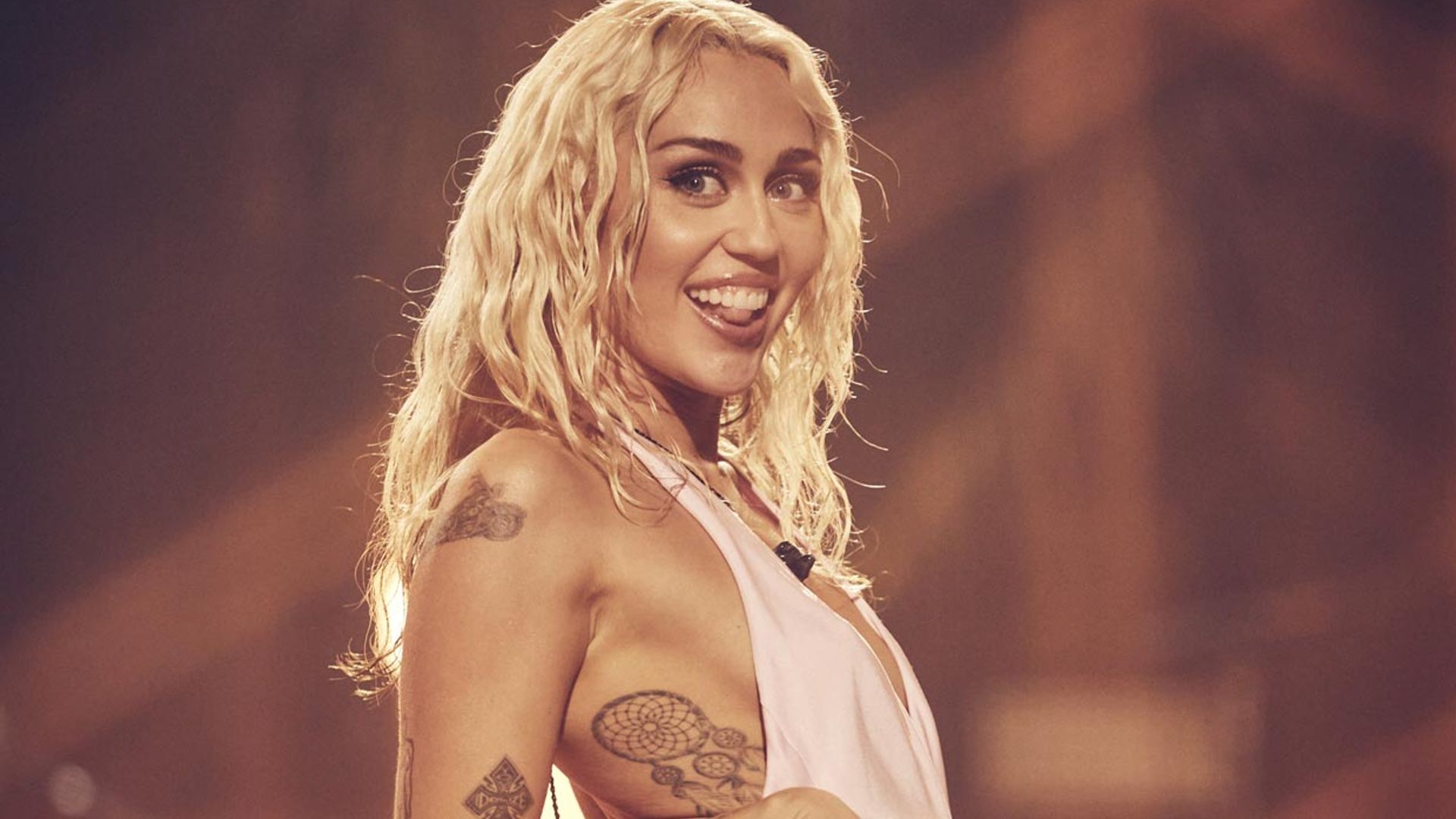 Miley Cyrus sigue los pasos de Shakira y se venga de su ex con una canción
