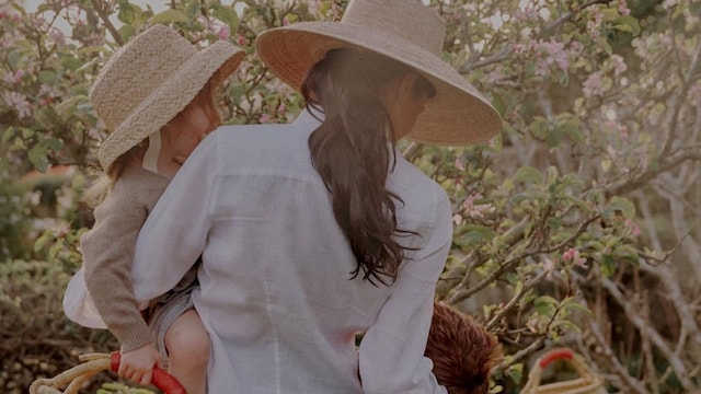Meghan Markle ha derretido las redes sociales al compartir una nueva foto junto a sus hijos Archie y Lilibet.