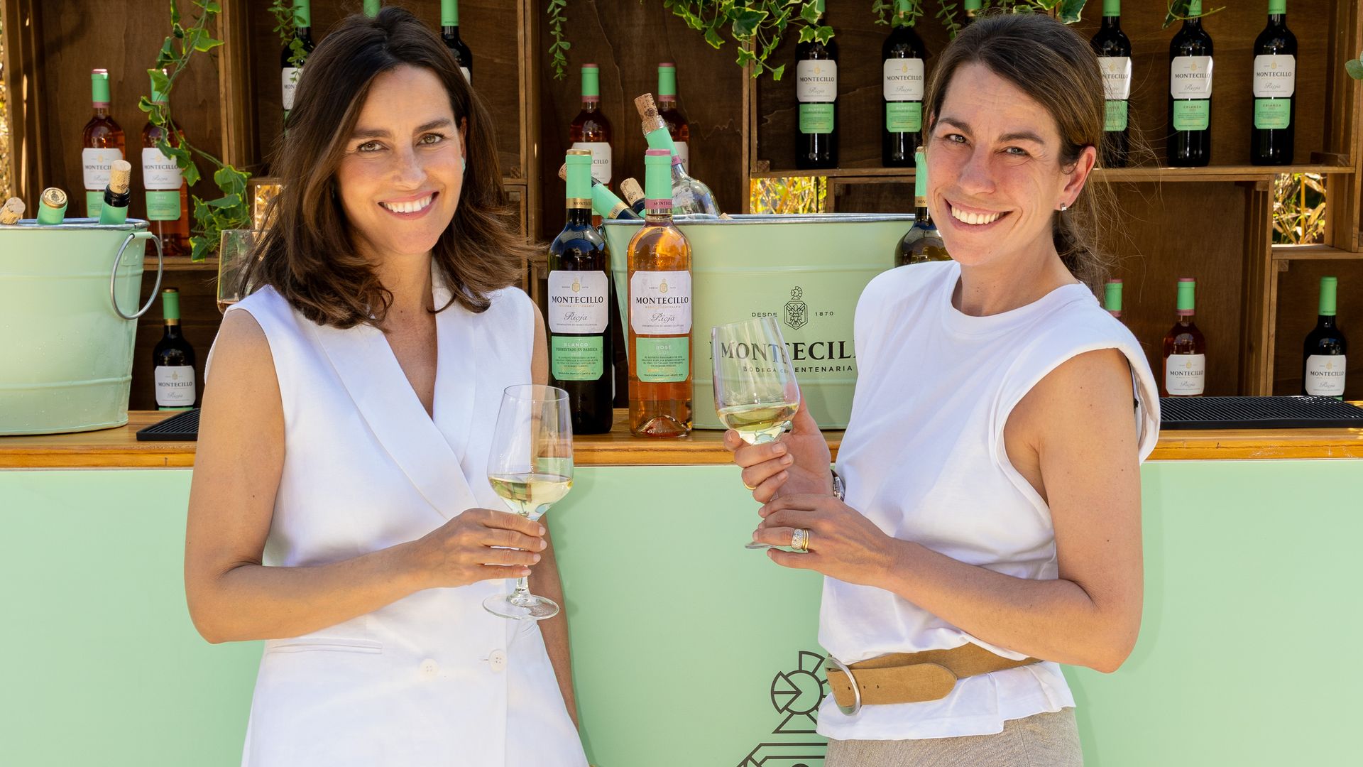 Rosado, blanco y tinto: los vinos con los que brindaron las invitadas al Living Day de ¡HOLA! son perfectos para este verano 2026