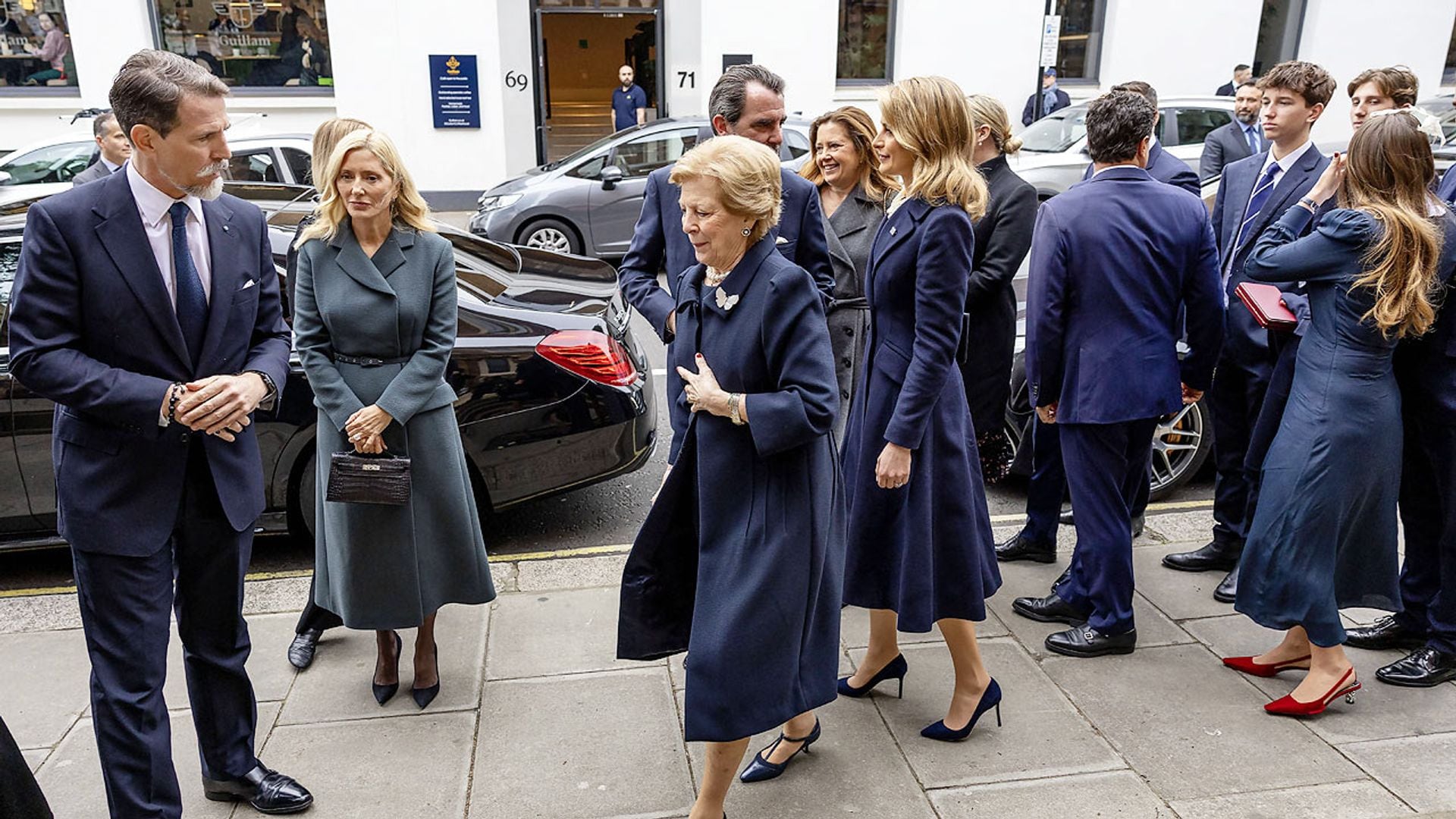La Familia Real griega, de nuevo reunida en un funeral ortodoxo por el rey Constantino en Londres