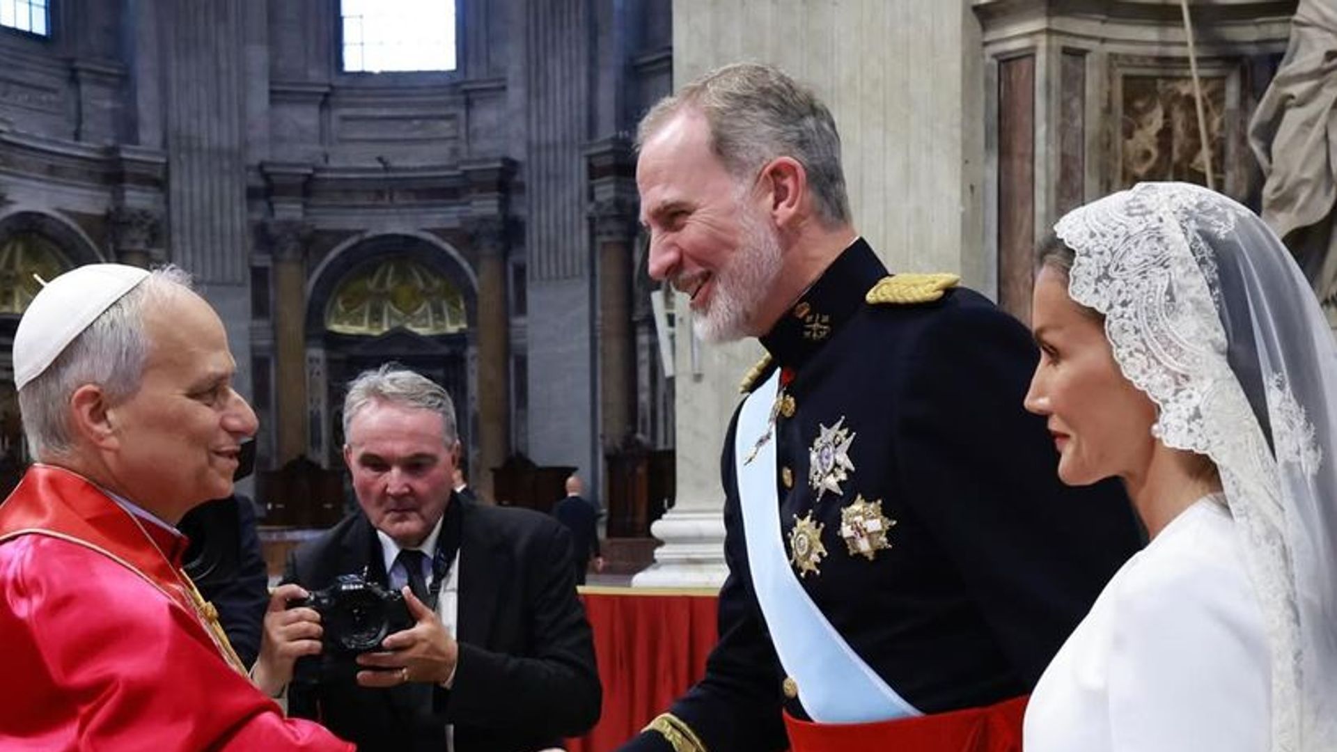 Los reyes Feipe y Letizia con el Papa León XIV