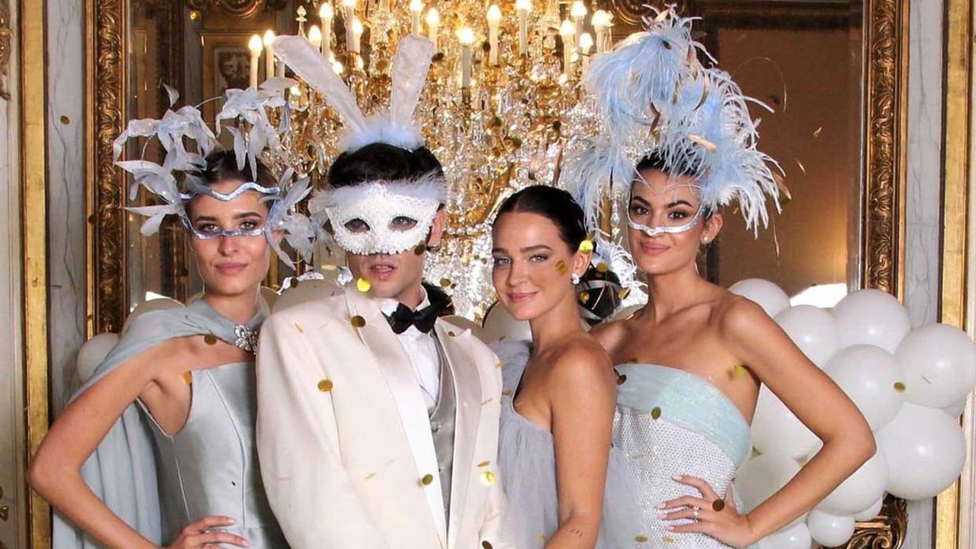 De Laura Escanes a María Pombo: cumbre de influencers en el espectacular baile de máscaras de Marta Lozano