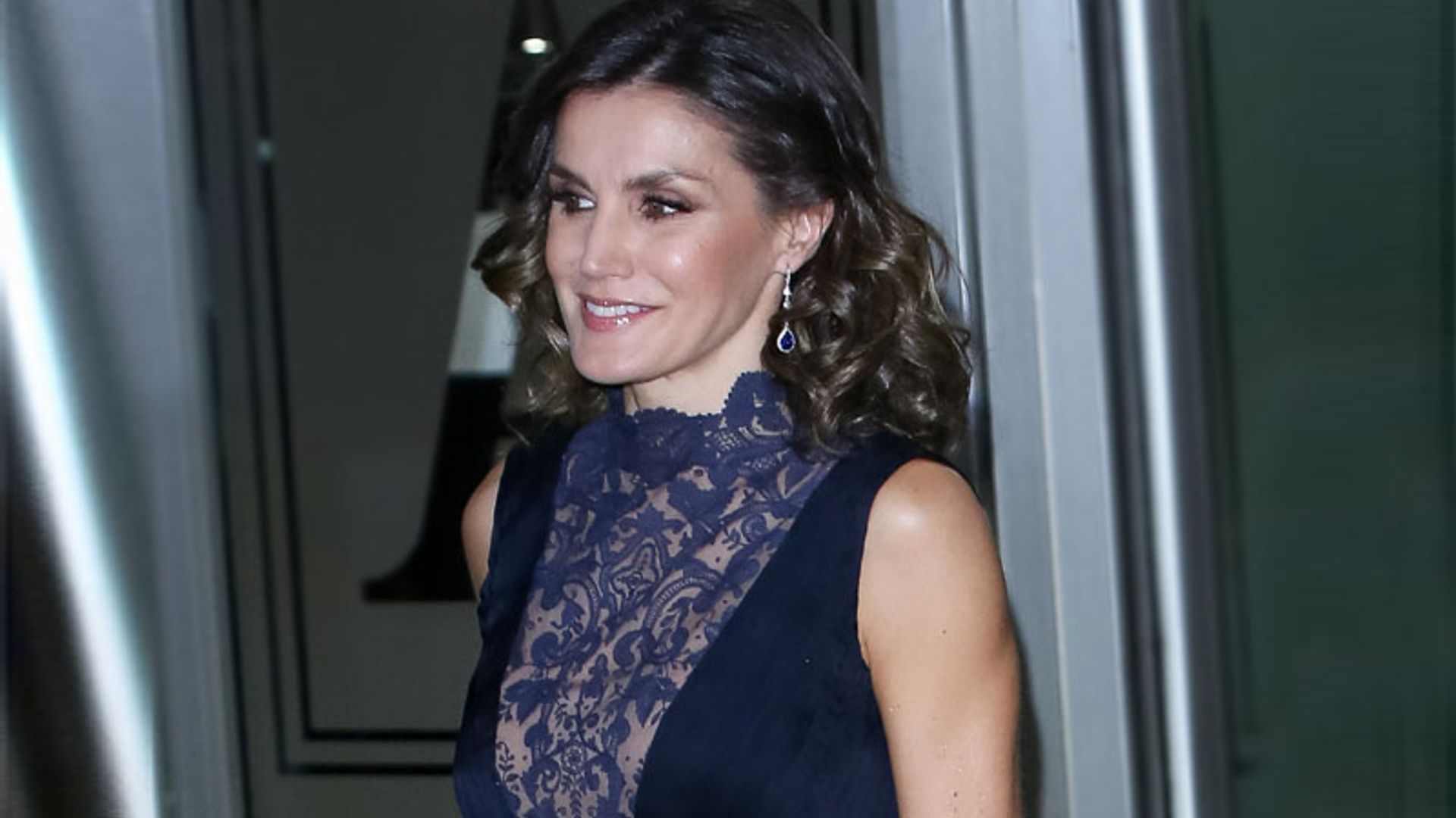 Los homenajes de doña Letizia a la reina Sofía a través de la moda