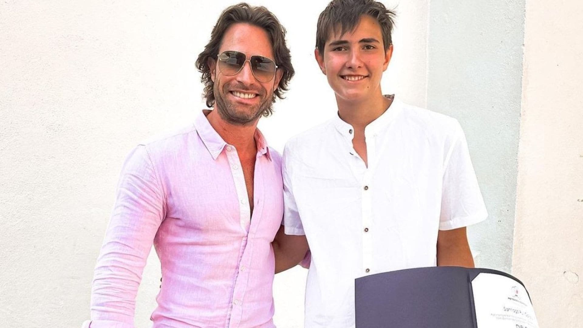 Orgulloso, Sebastián Rulli celebra la graduación de su hijo Santiago