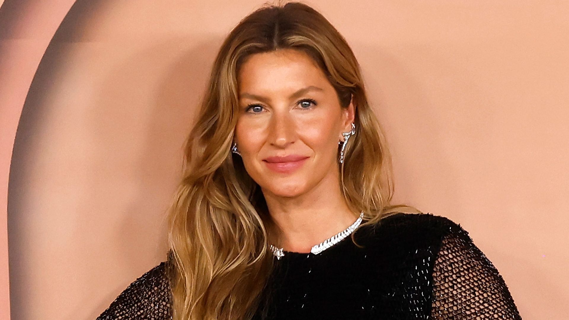 Gisele Bündchen rompe su silencio tras conocerse que su exmarido, Tom Brady, está enamorado de la modelo Candice Swanepoel