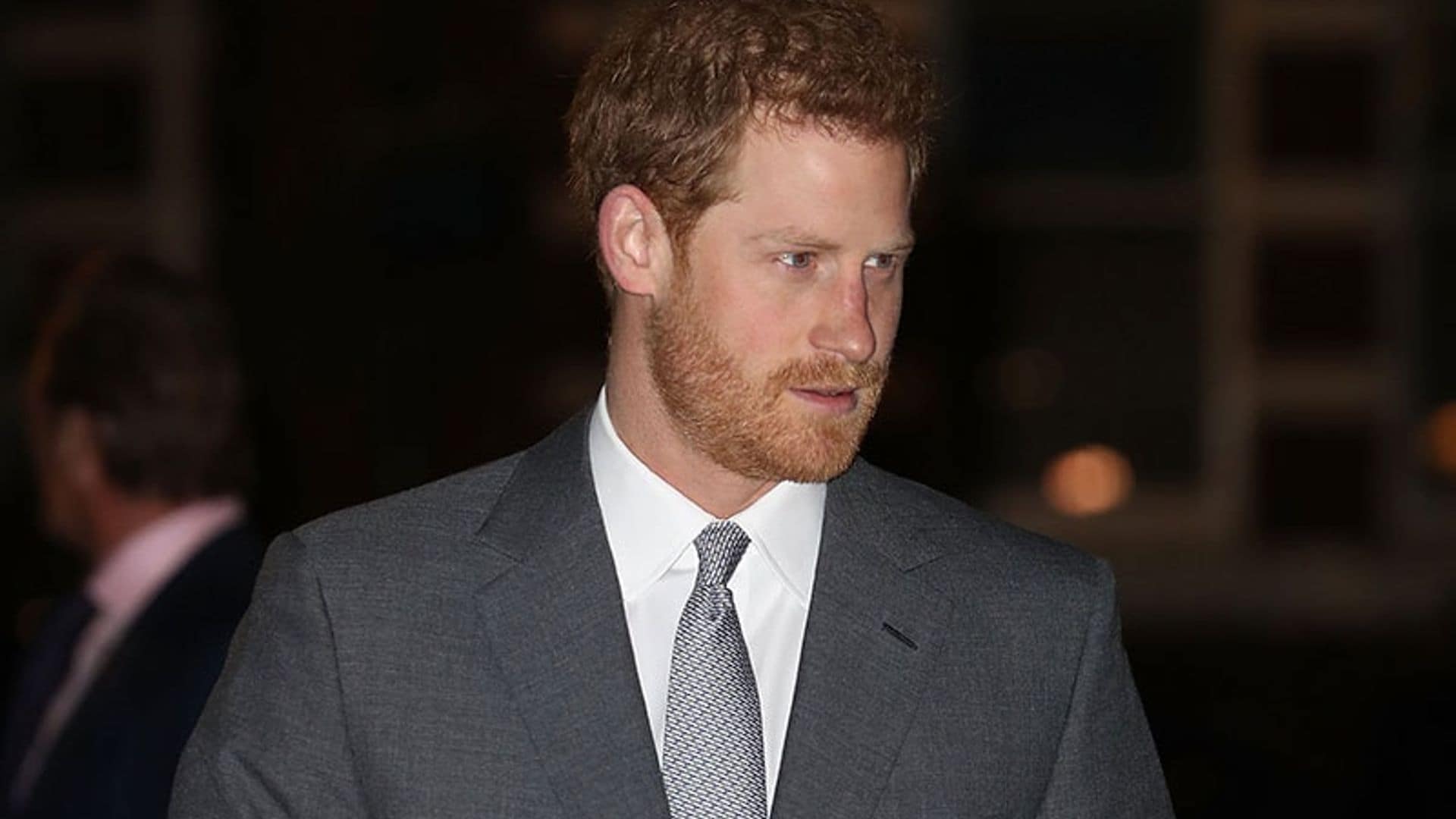 El Príncipe Harry se embarca en una nueva batalla legal contra los tabloides