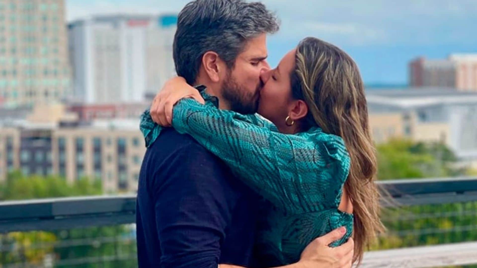 Daniel Arenas se ha ganado ya a la familia de Daniella Álvarez y estás fotos lo prueban