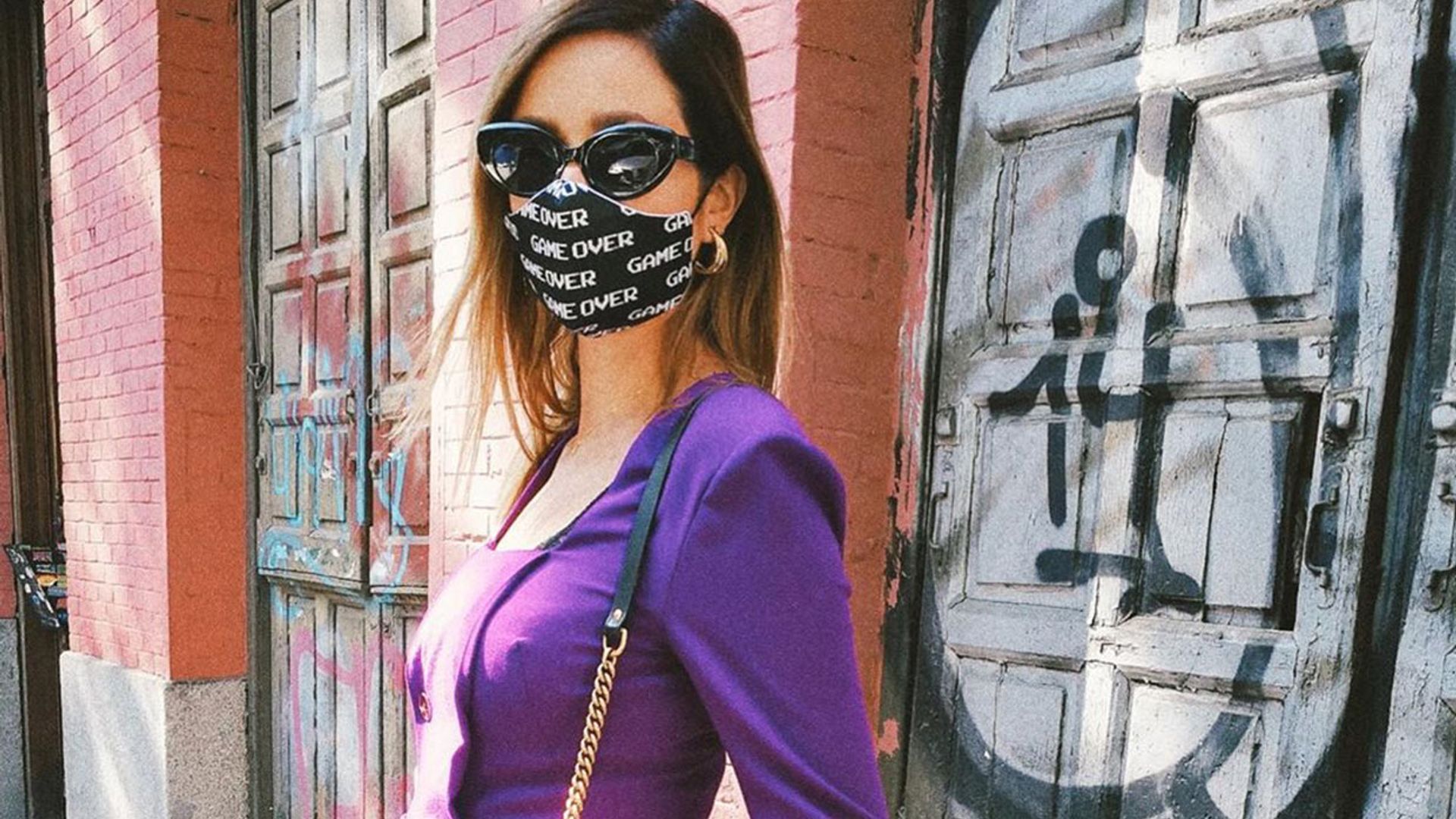 Dafne Fernández revoluciona a sus fans con la imagen de su tripita de embarazada