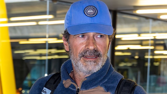 Rodolfo Sancho llega al aeropuerto de Madrid, a 18 de marzo de 2025