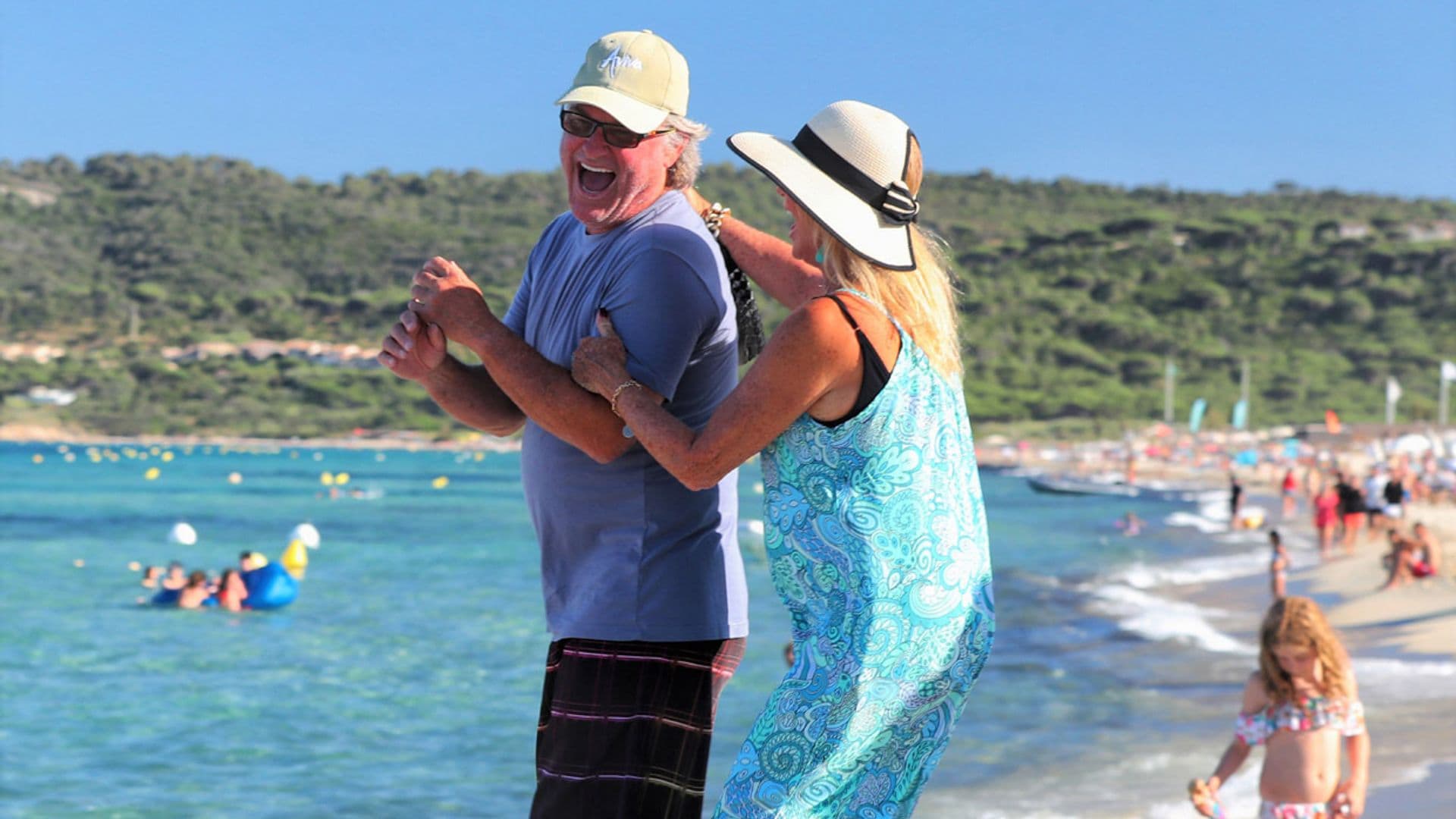 Kurt Russell y Goldie Hawn, amor y carcajadas en Saint Tropez 54 años después de conocerse