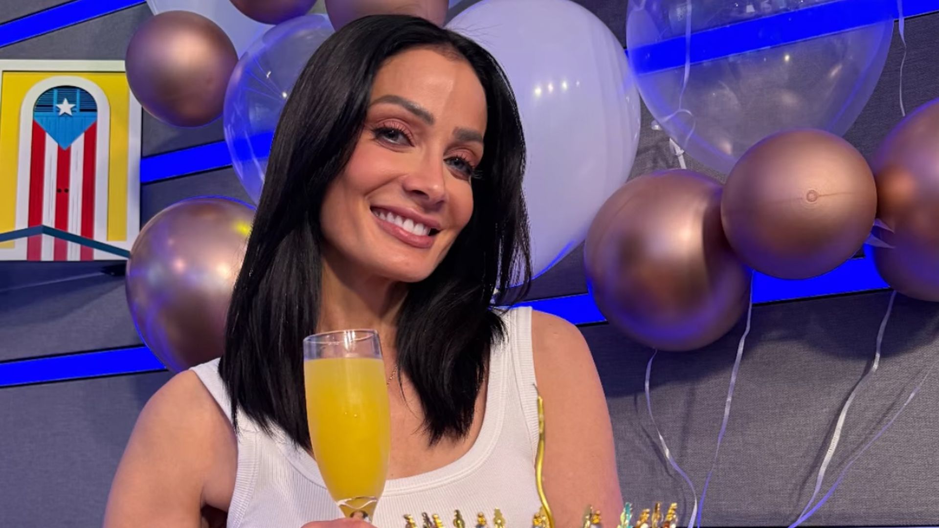 Dayanara Torres celebra su cumpleaños 52 llena de cariño