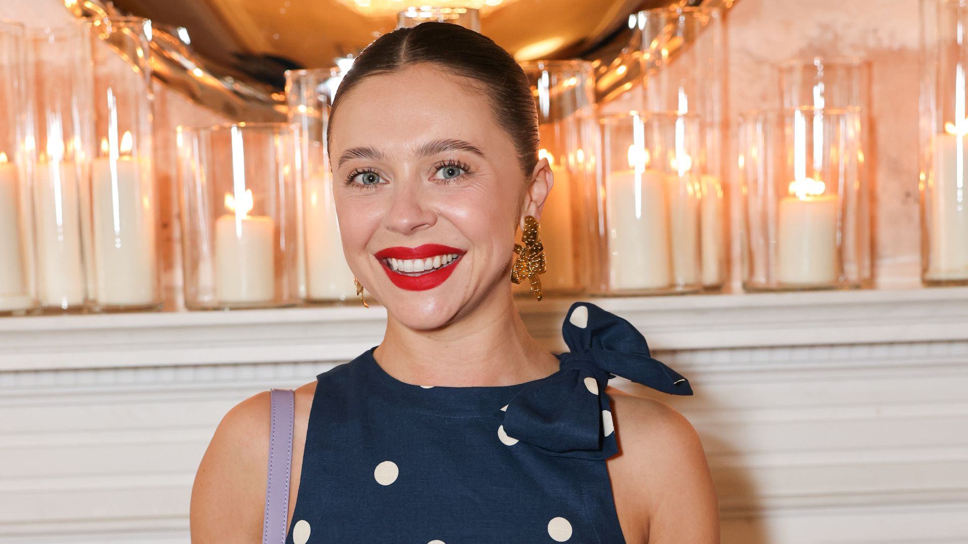 El estilazo de Bel Powley, la actriz y mujer de Douglas Booth que arrasa en calles y pasarelas