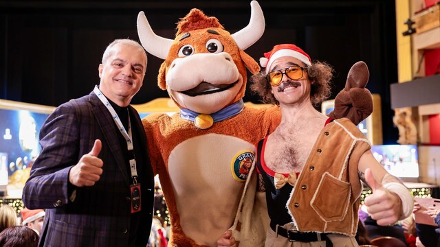 Ramón García, la vaquilla y Willbur en la Lotería de Navidad 2024