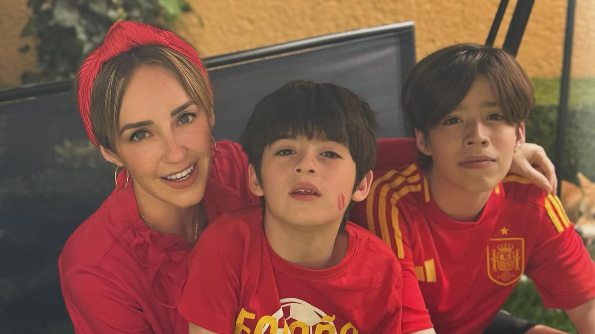 Jimena Pérez y sus hijos, Iñaki e Iker