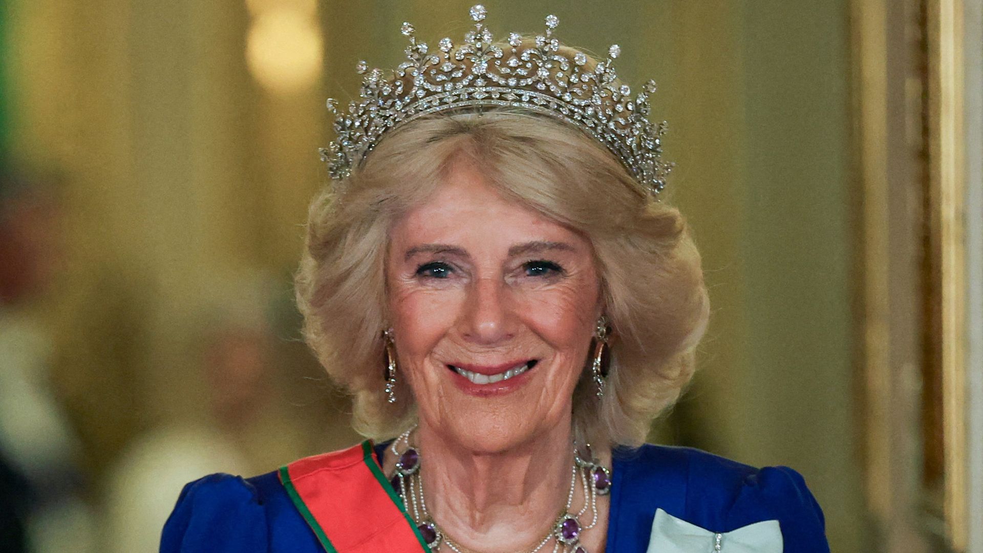 La reina Camilla ha lucido la tiara de las Niñas de Gran Bretaña e Irlanda