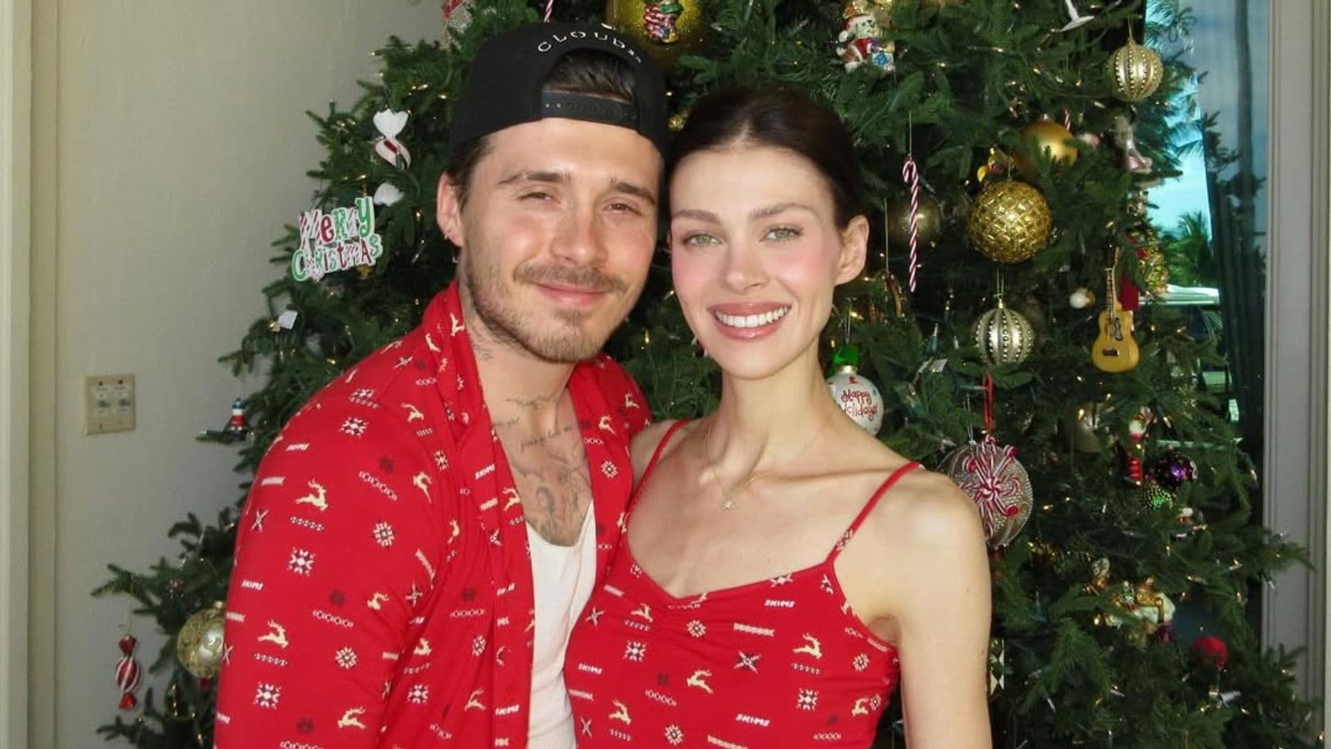Nicola Peltz y Brooklyn Beckham celebrando la Navidad lejos de los Beckham.