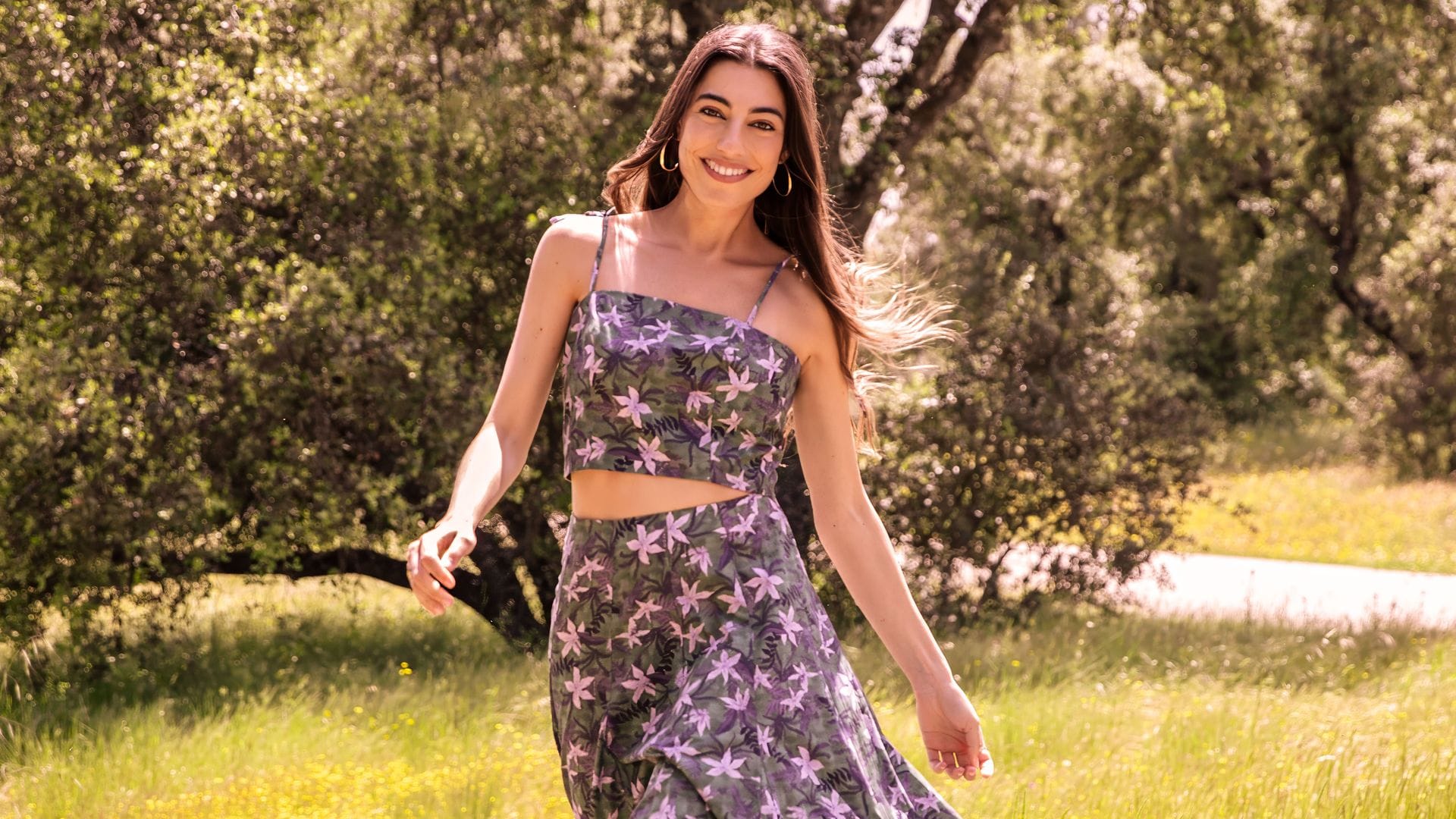 Claudia Ula en el campo