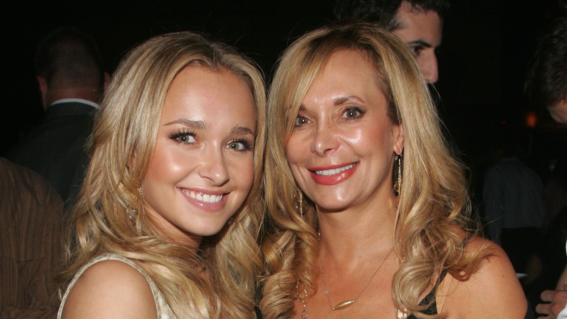 Hayden Panettiere y su madre Lesley Vogel