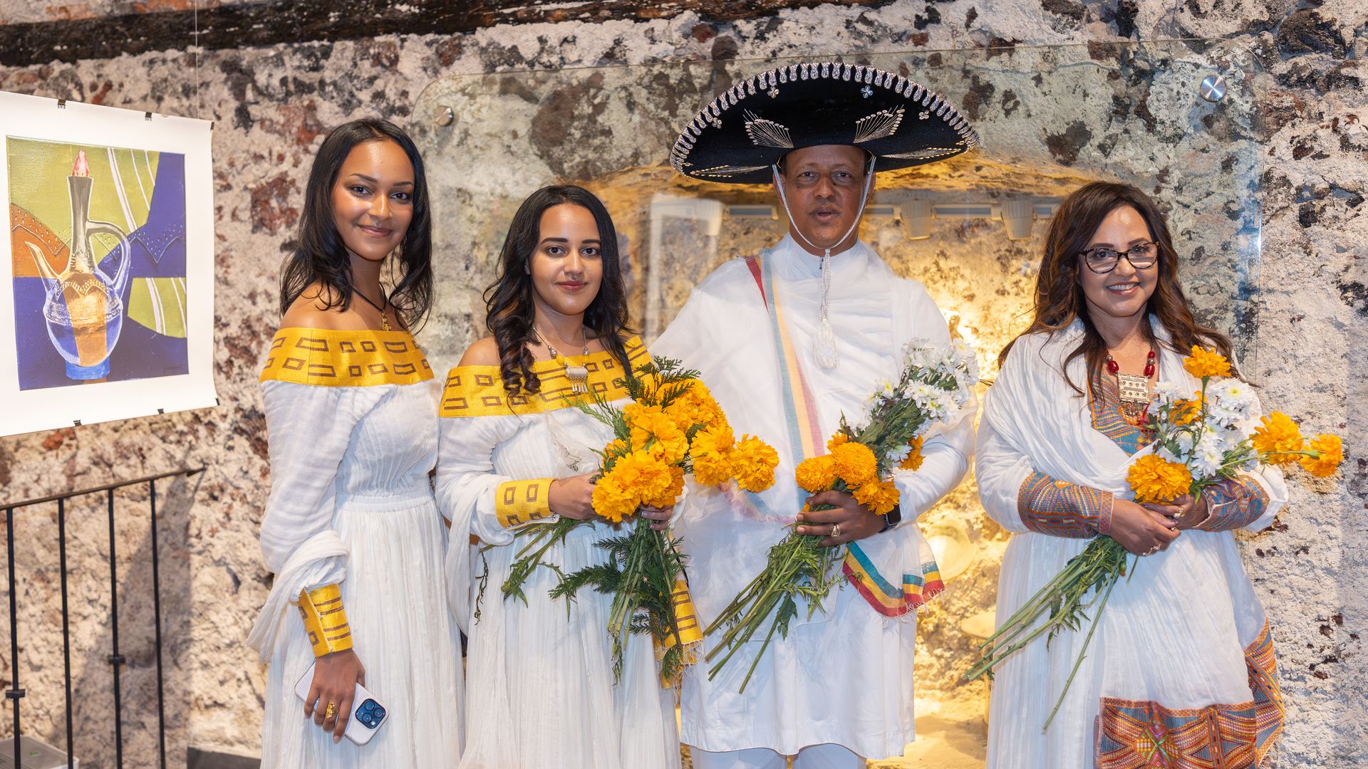 Las princesas Gigi y Lissie, Yisehak Fikre Salassie y Asqual Teferi.