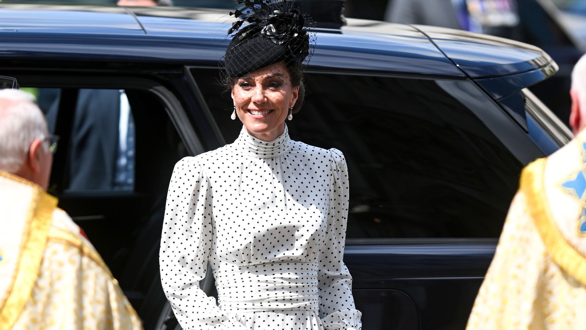 El homenaje de Kate Middleton a Diana de Gales con su vestido de lunares y los pendientes Collingwood