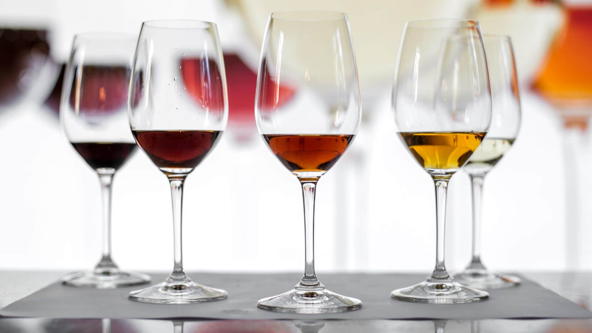 Vinos de Jerez: fino, oloroso, amontillado… la guía definitiva para diferenciarlos
