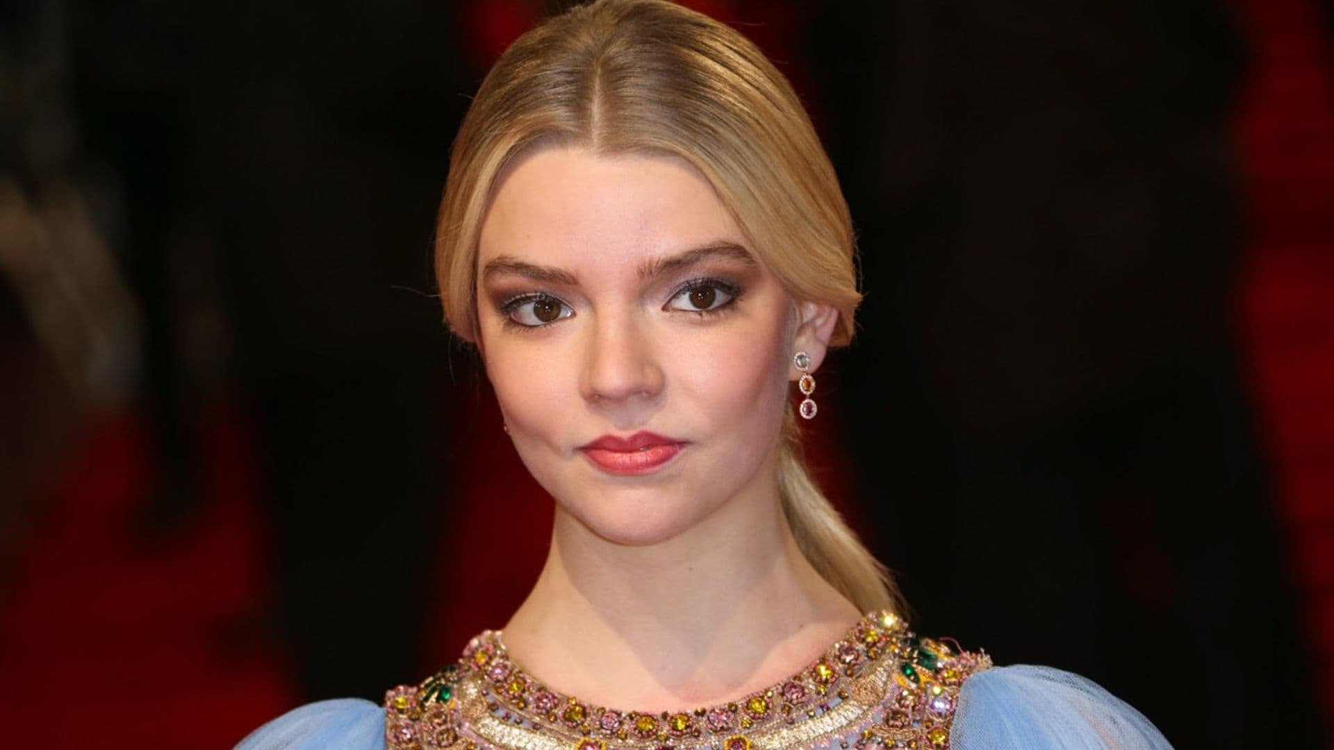 Anya Taylor-Joy habla de cómo el éxito de 'Gambito de dama' le ha generado estrés crónico