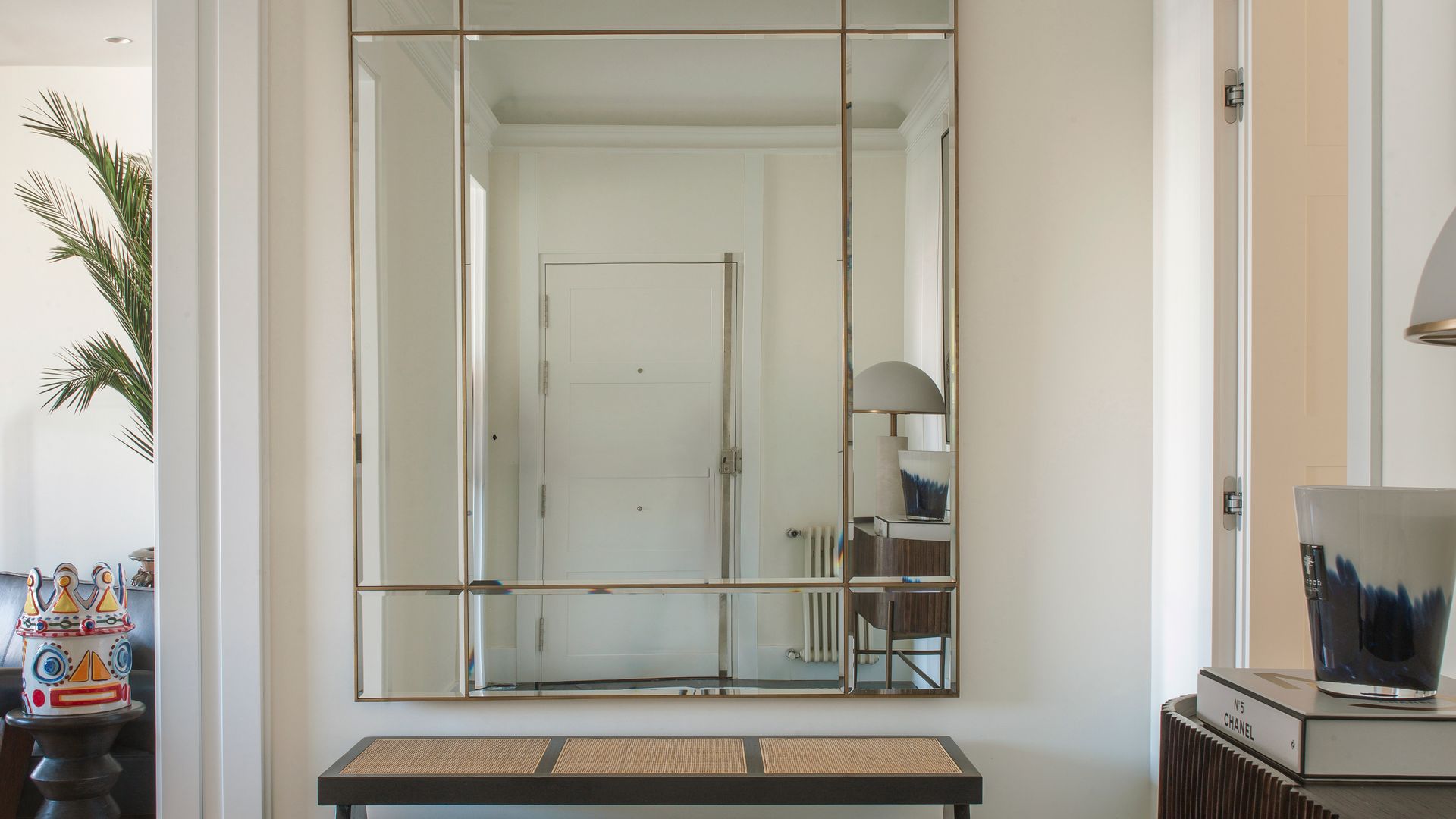 3 trucos de decorador para ganar luminosidad en casa sin obras: dónde funcionan y dónde es mejor evitarlos