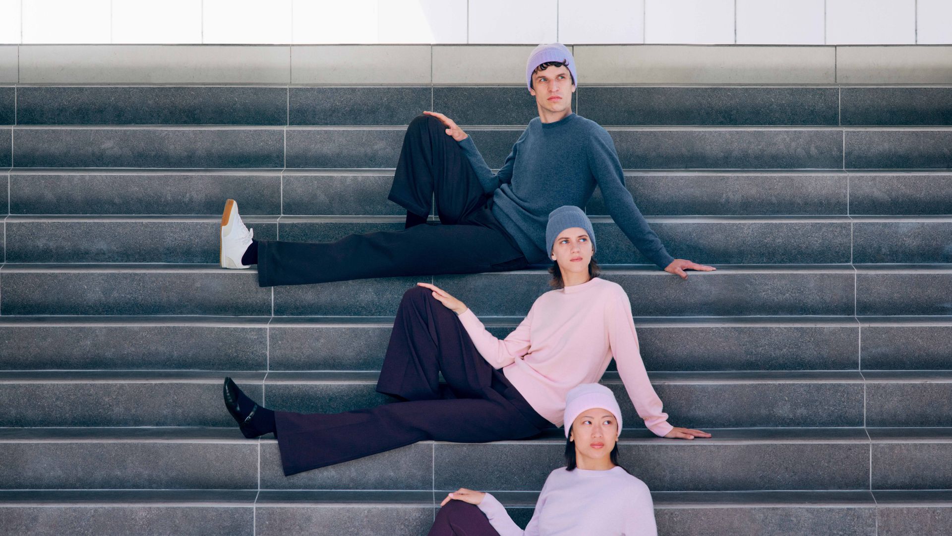 Guía definitiva de 'cashmere': cómo elegir, cuidar y combinar tus jerséis este otoño 2025