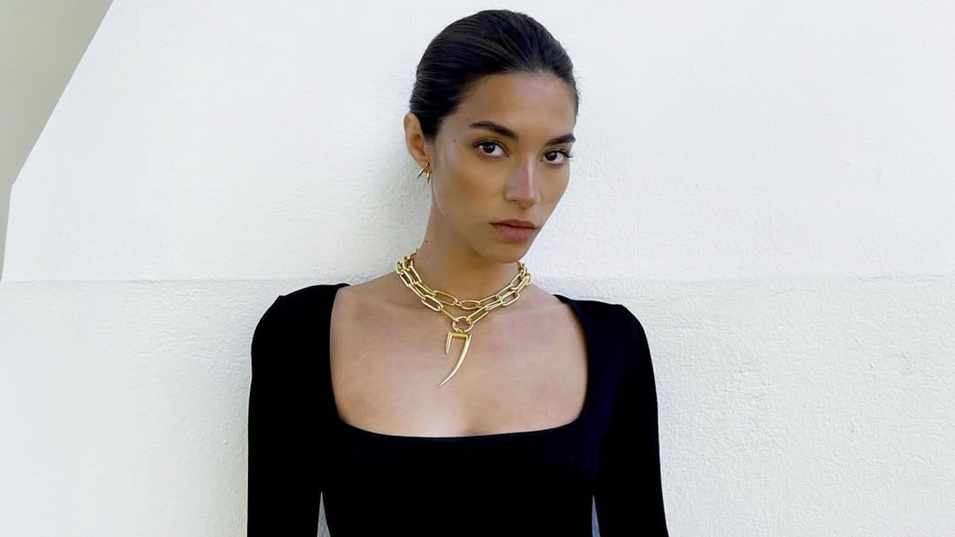 El truco de Rocío Crusset para vestir de neutros todo el invierno y que sus looks jamás se vean aburridos