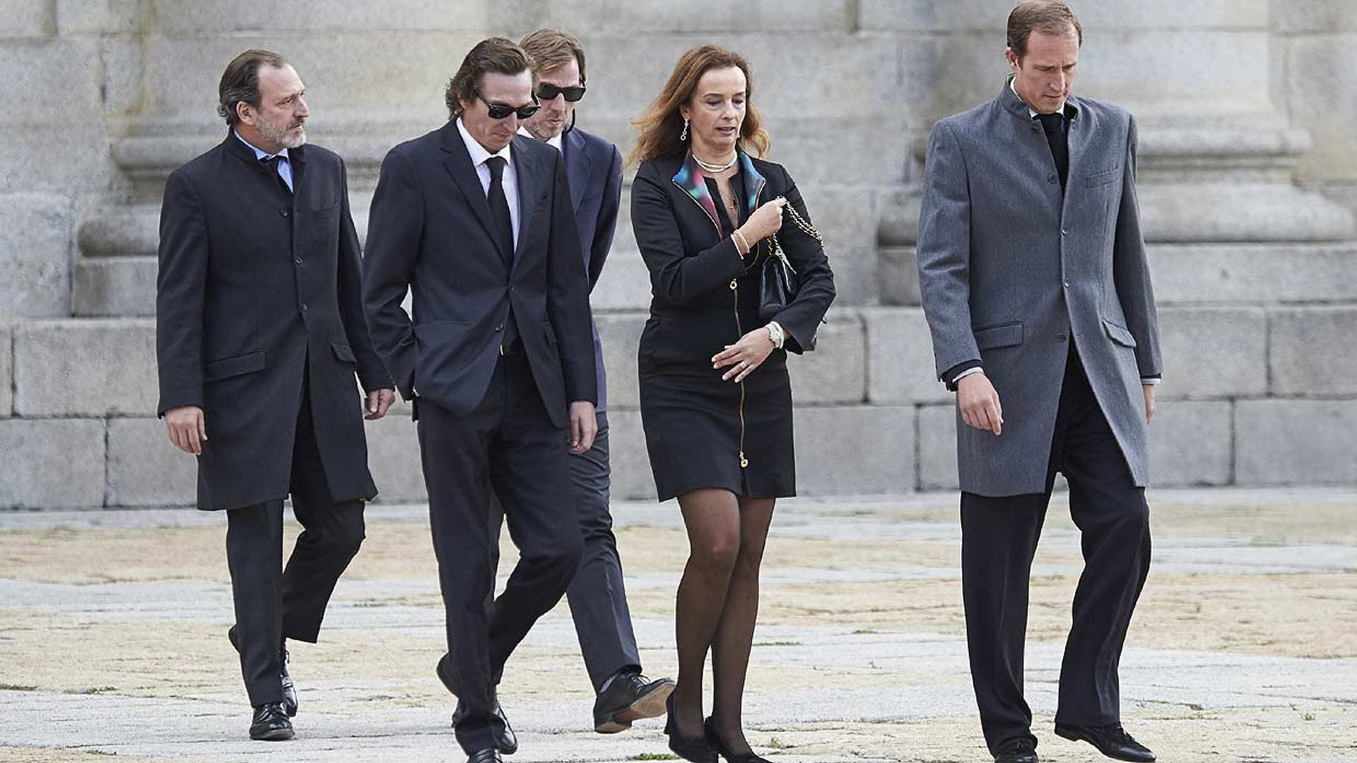 Así son los cinco hijos de doña Pilar, unidos en torno a la figura de su madre